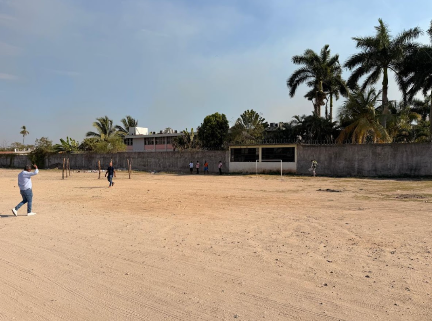 CONSTRUCCIÓN DE CANCHA FÚTBOL 5 EN EXPO FERIA CRUZ GRANDE EN FLORENCIO VILLARREAL 1