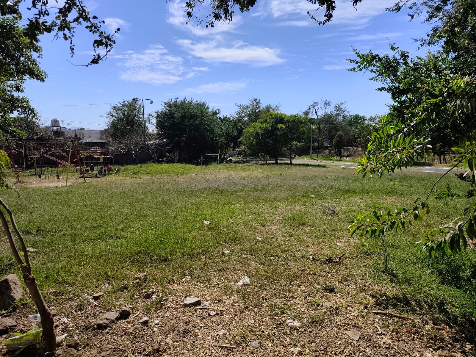 CONSTRUCCIÓN DE CANCHA FÚTBOL 5 EN VALLE REAL EN CUAUHTÉMOC