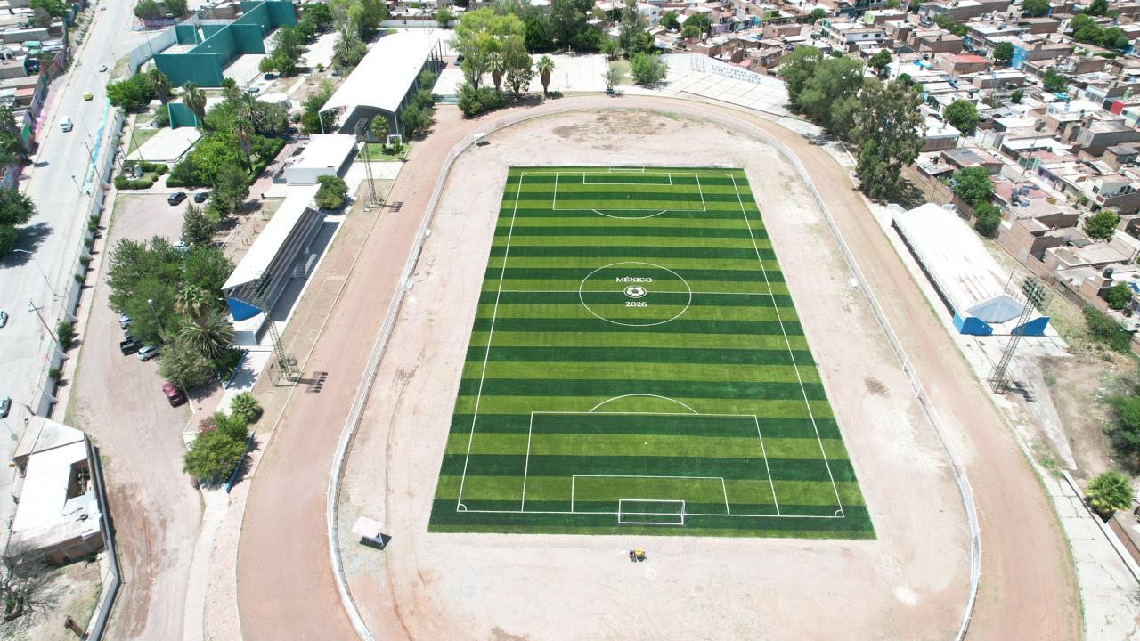 CONSTRUCCIÓN DE CANCHA DE FÚTBOL 11 EN UNIDAD DEPORTIVA "PROF. LUIS GÁNDARA SOTO" EN DURANGO