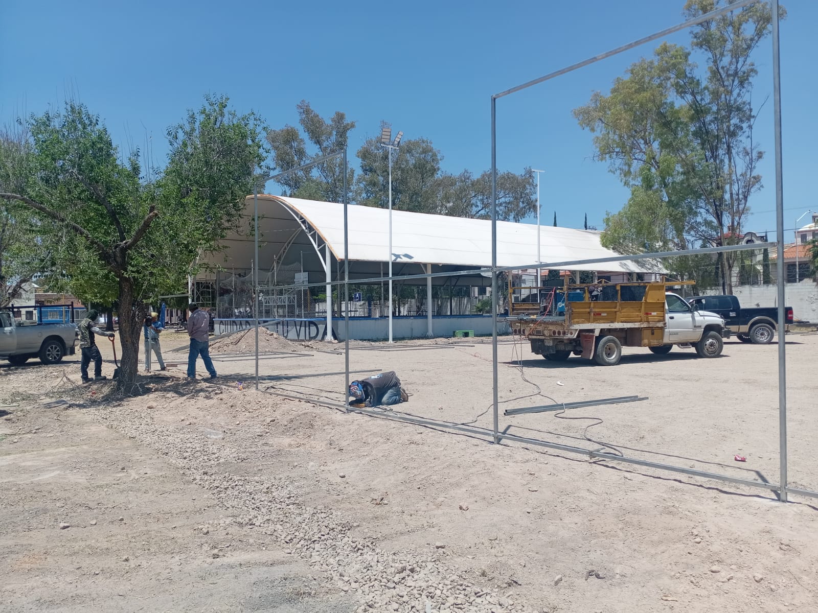 CONSTRUCCIÓN DE CANCHA FÚTBOL 5 EN FRACCIONAMIENTO SAN MARCOS EN AGUASCALIENTES