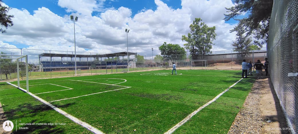 CONSTRUCCIÓN DE CANCHA FÚTBOL 5 EN CECADI EN AGUASCALIENTES
