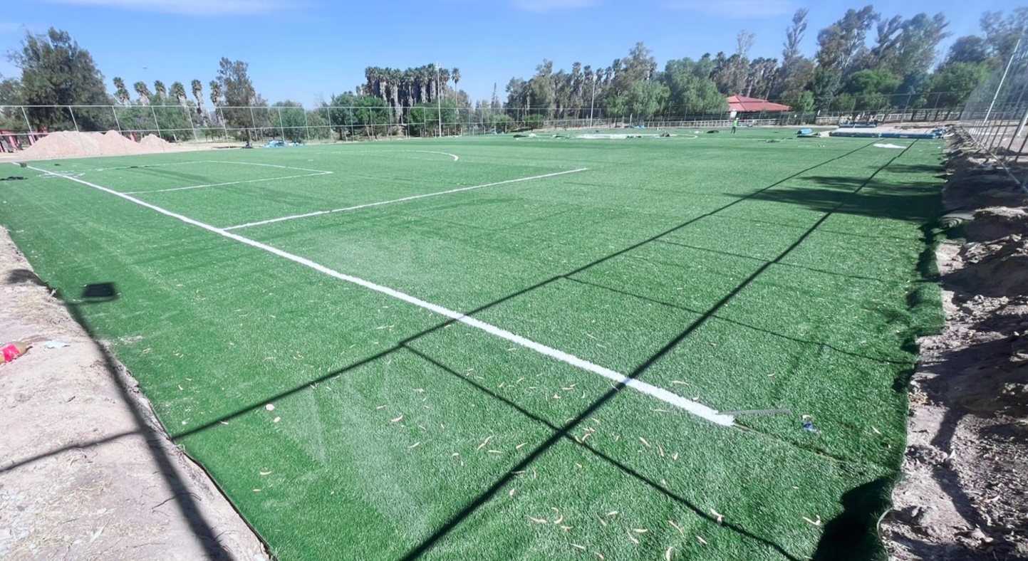 CONSTRUCCIÓN DE CANCHA FÚTBOL 11 EN PARQUE RODOLFO LANDEROS GALLEGOS EN AGUASCALIENTES