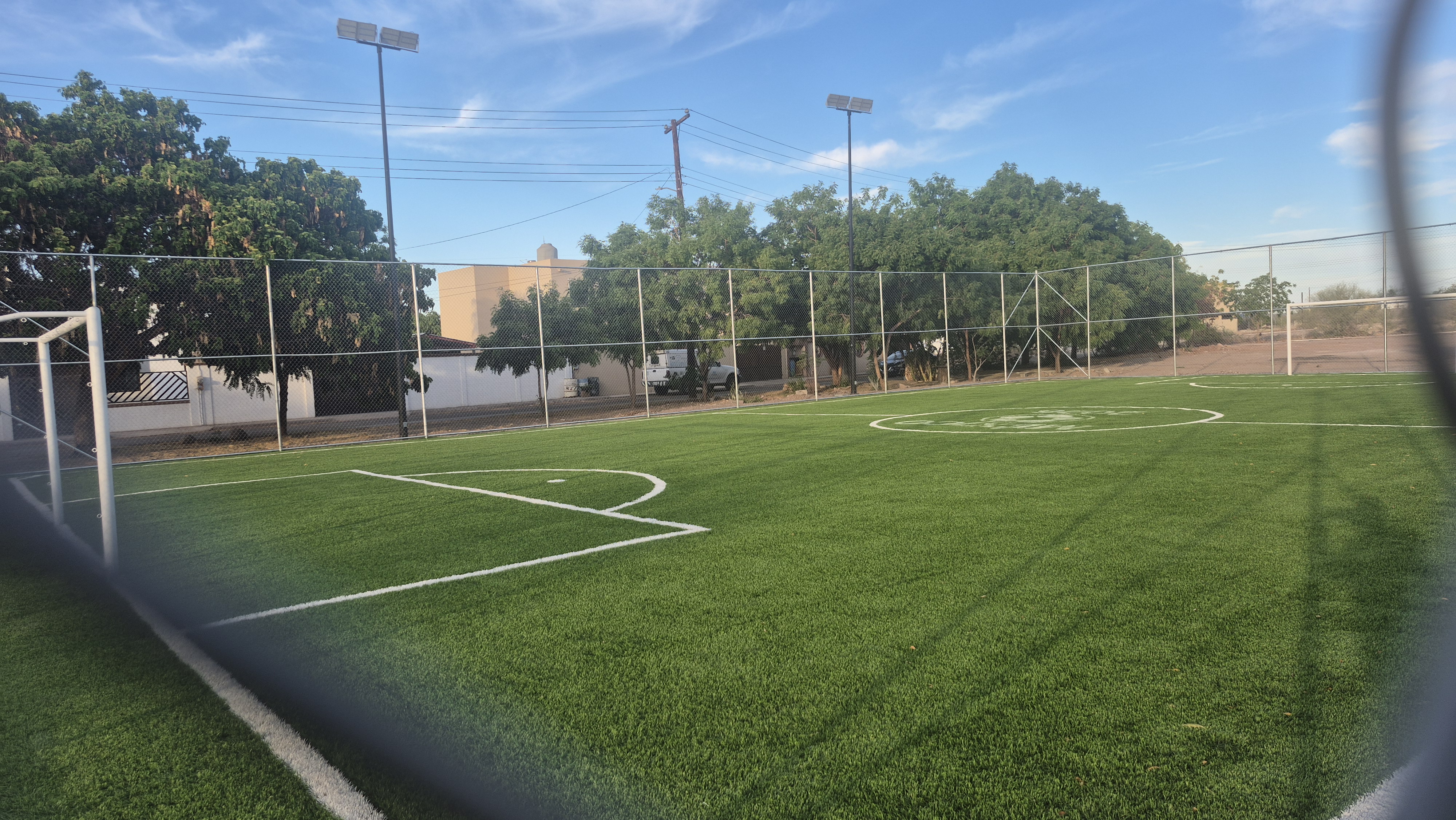 CONSTRUCCIÓN DE CANCHA FÚTBOL 5 EN EL JARAL EN LORETO