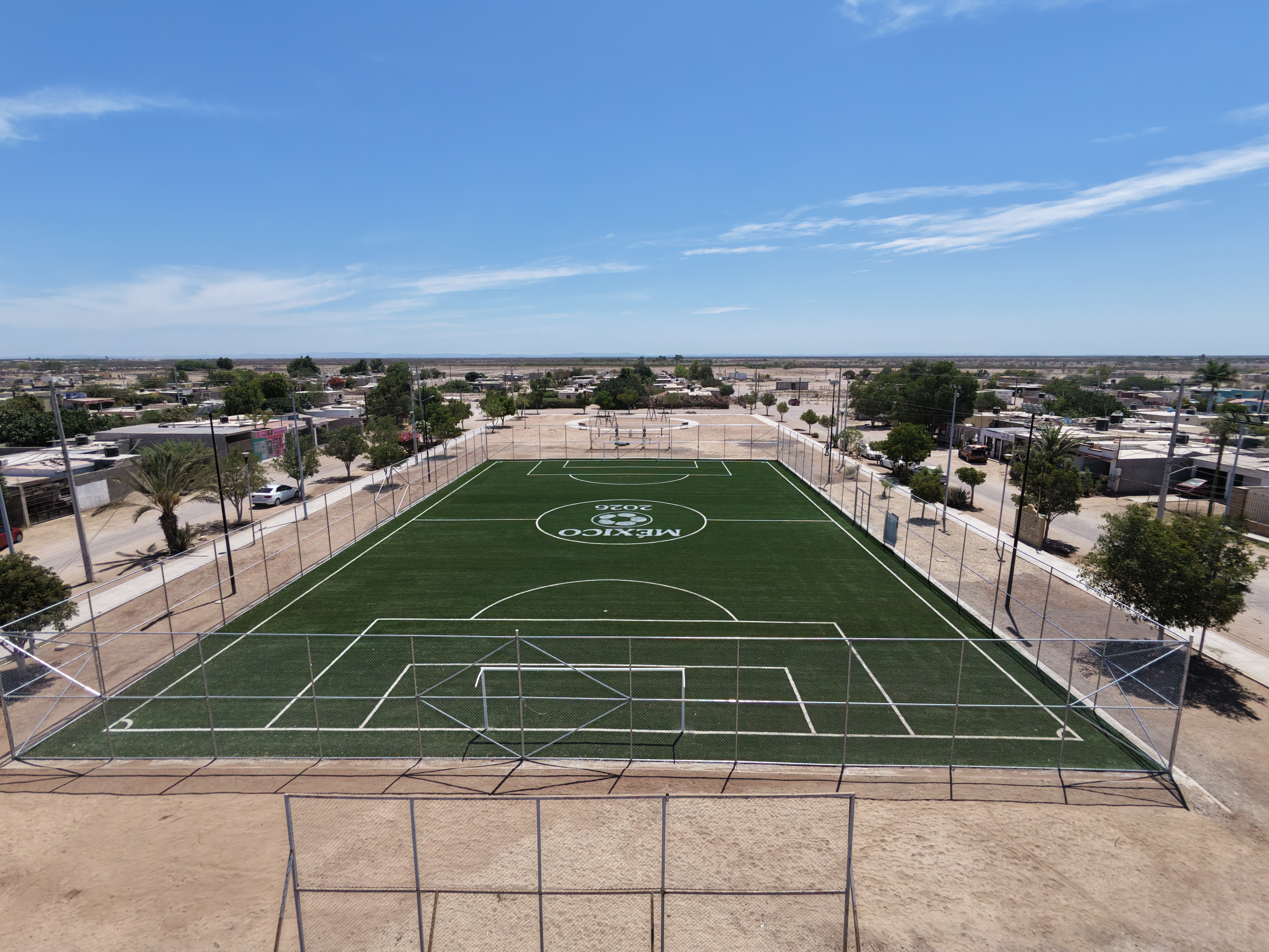 CONSTRUCCIÓN DE CANCHA FÚTBOL 5 EN LA RIBERA EN LOS CABOS