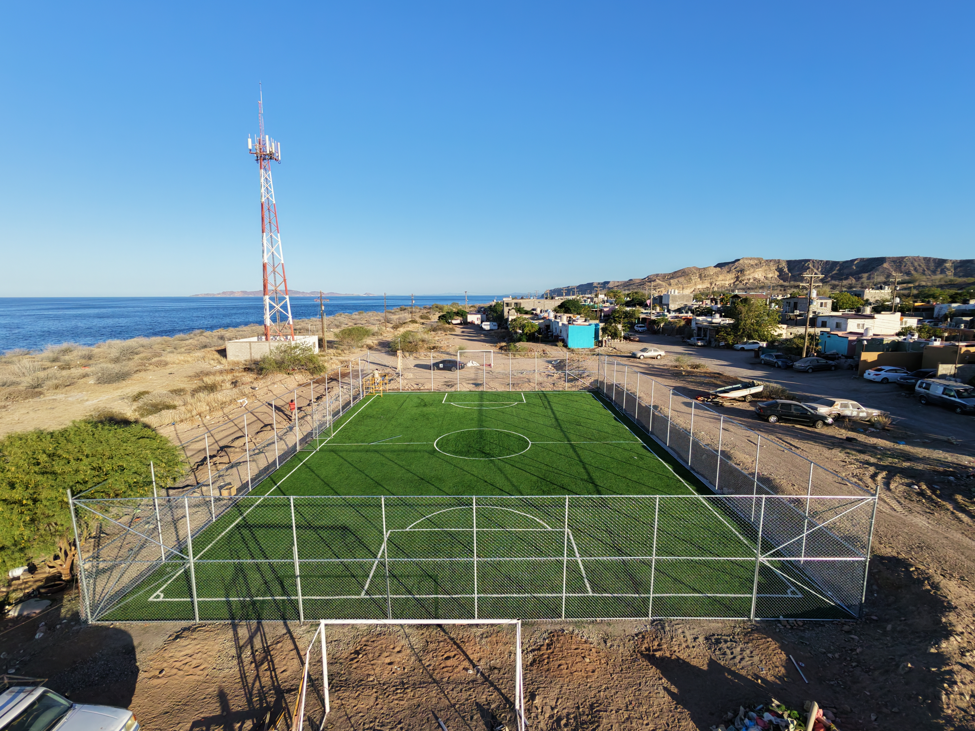 CONSTRUCCIÓN DE CANCHA FÚTBOL 5 EN FRAYLE MULEGÉ EN MULEGÉ