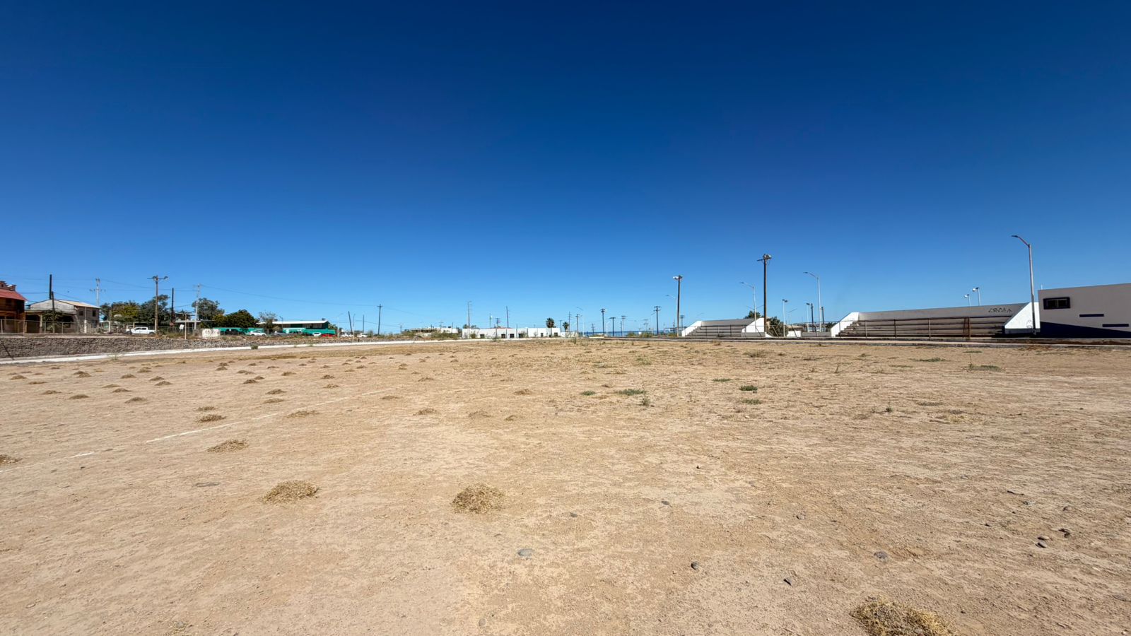 CONSTRUCCIÓN DE CANCHA FÚTBOL 5 EN UNIDAD DEPORTIVA SANTA ROSALÍA 1 EN MULEGÉ