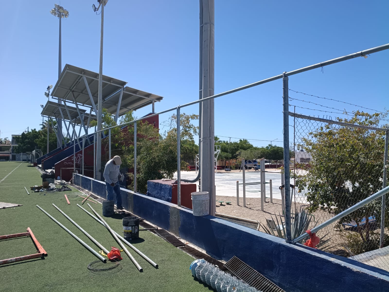 REHABILITACIÓN DE MULTICANCHA EN LAS PALMAS A28:H29EN LOS CABOS