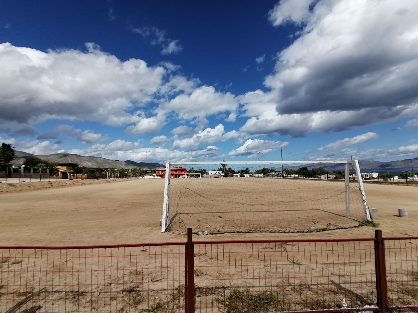 REHABILITACIÓN DE FÚTBOL 11 EN EL SARGENTO EN LA PAZ