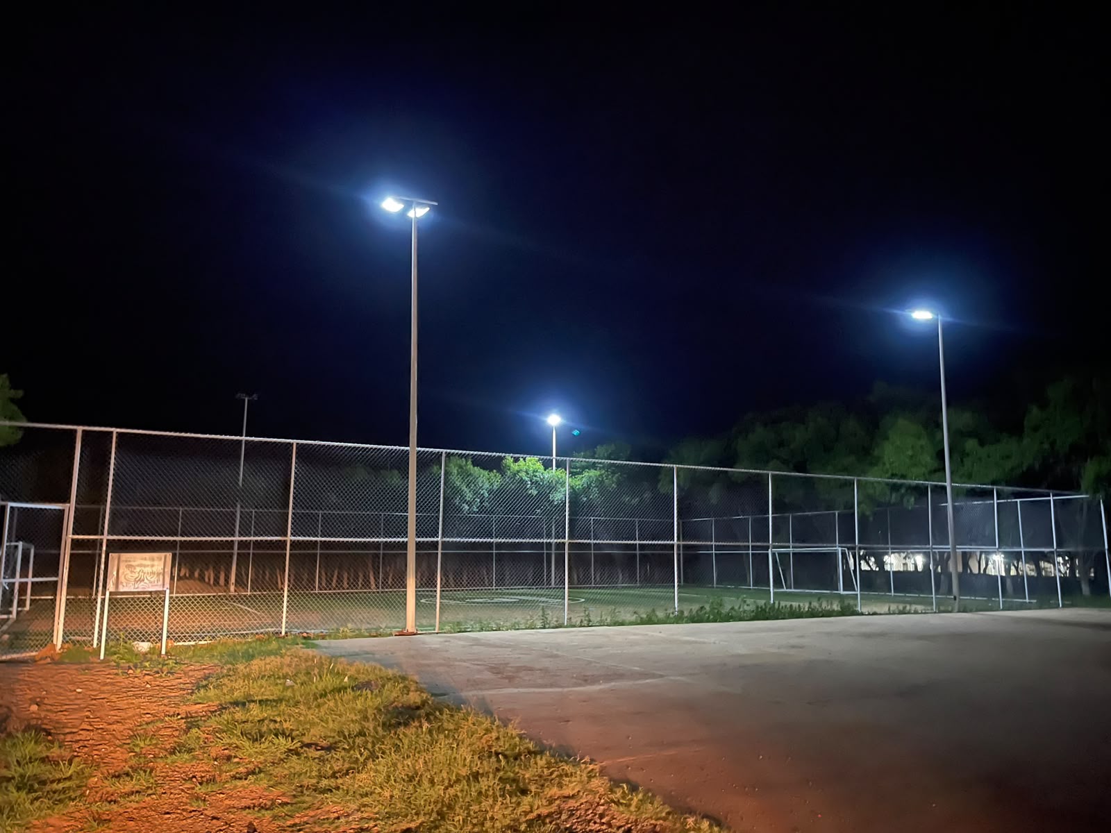 CONSTRUCCIÓN DE CANCHA DE FÚTBOL 5 EN JUAN ALDAMA EN GUADALUPE VICTORIA
