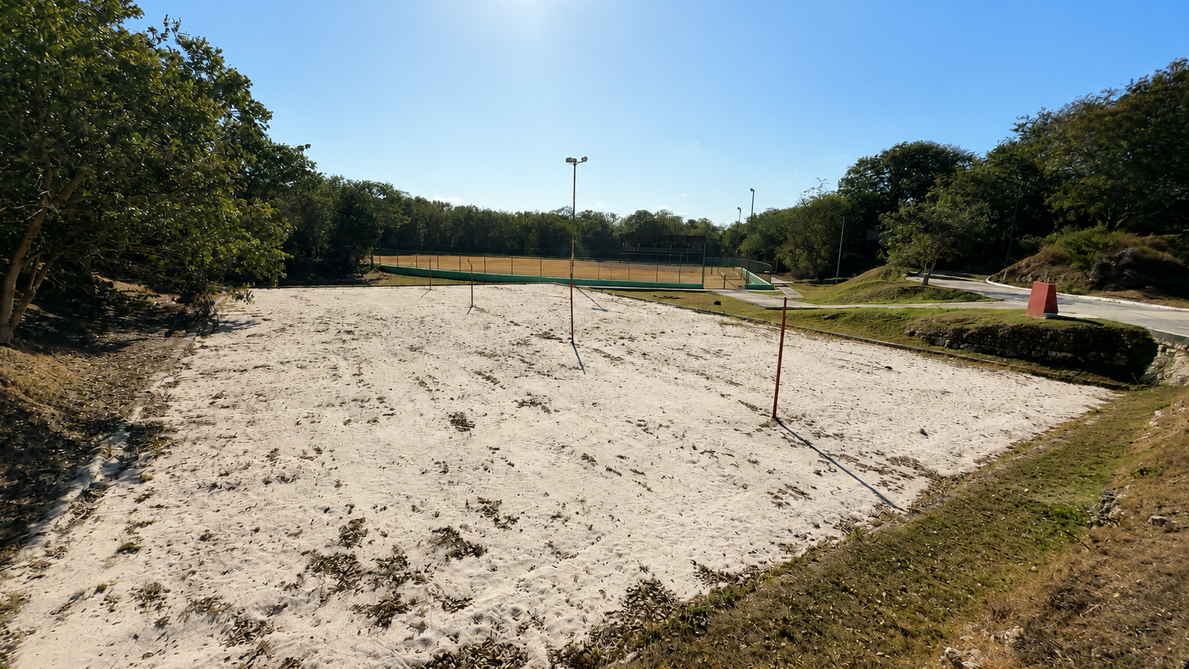 CONSTRUCCIÓN DE CANCHA DE FÚTBOL 5 EN LA CANCHA DEPORTIVA CEDAR EN CAMPECHE
