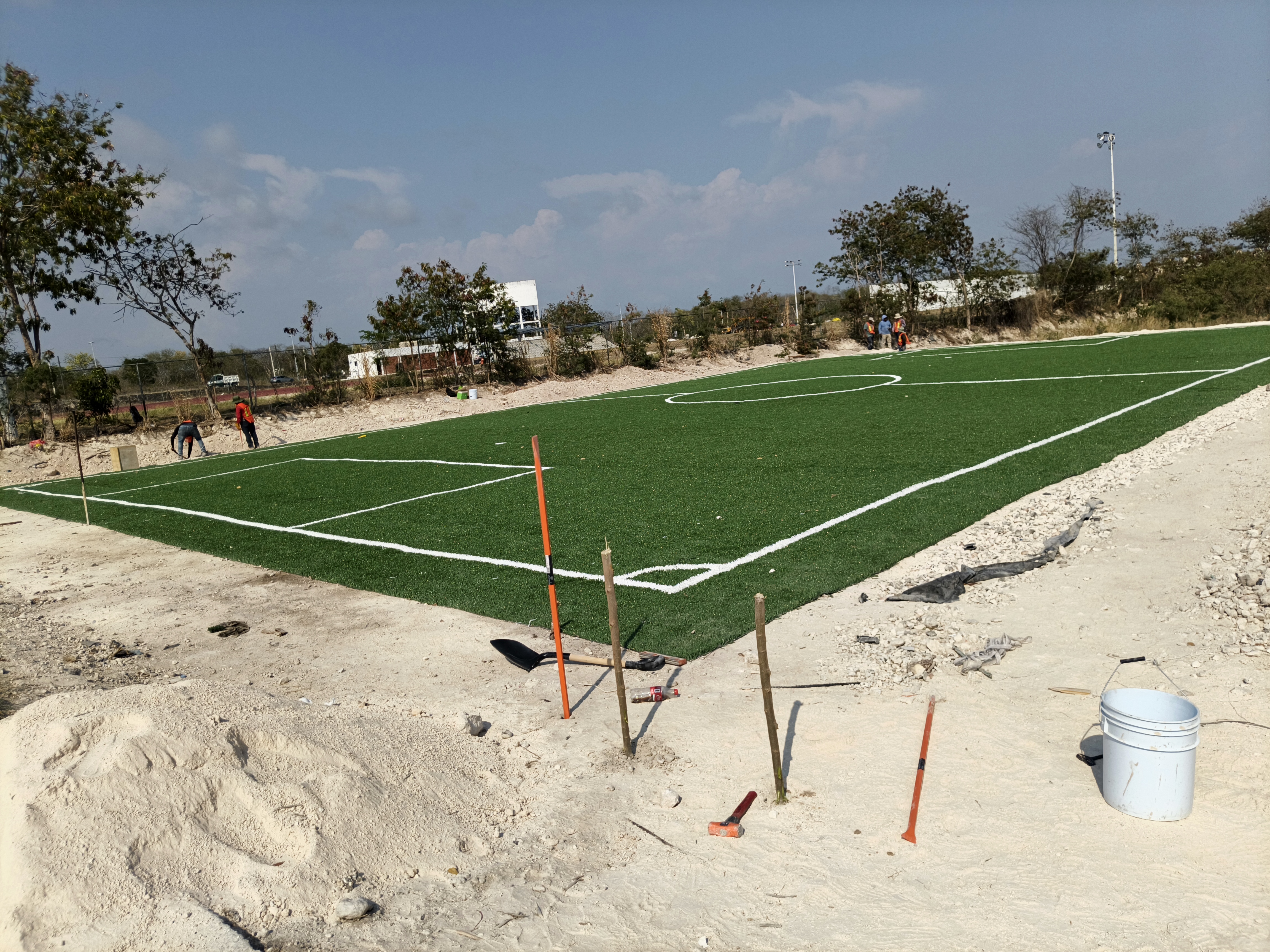 CONSTRUCCIÓN DE CANCHA DE FÚTBOL 5 EN LA CANCHA DEPORTIVA CEPAR SIGLO XXIII EN CAMPECHE