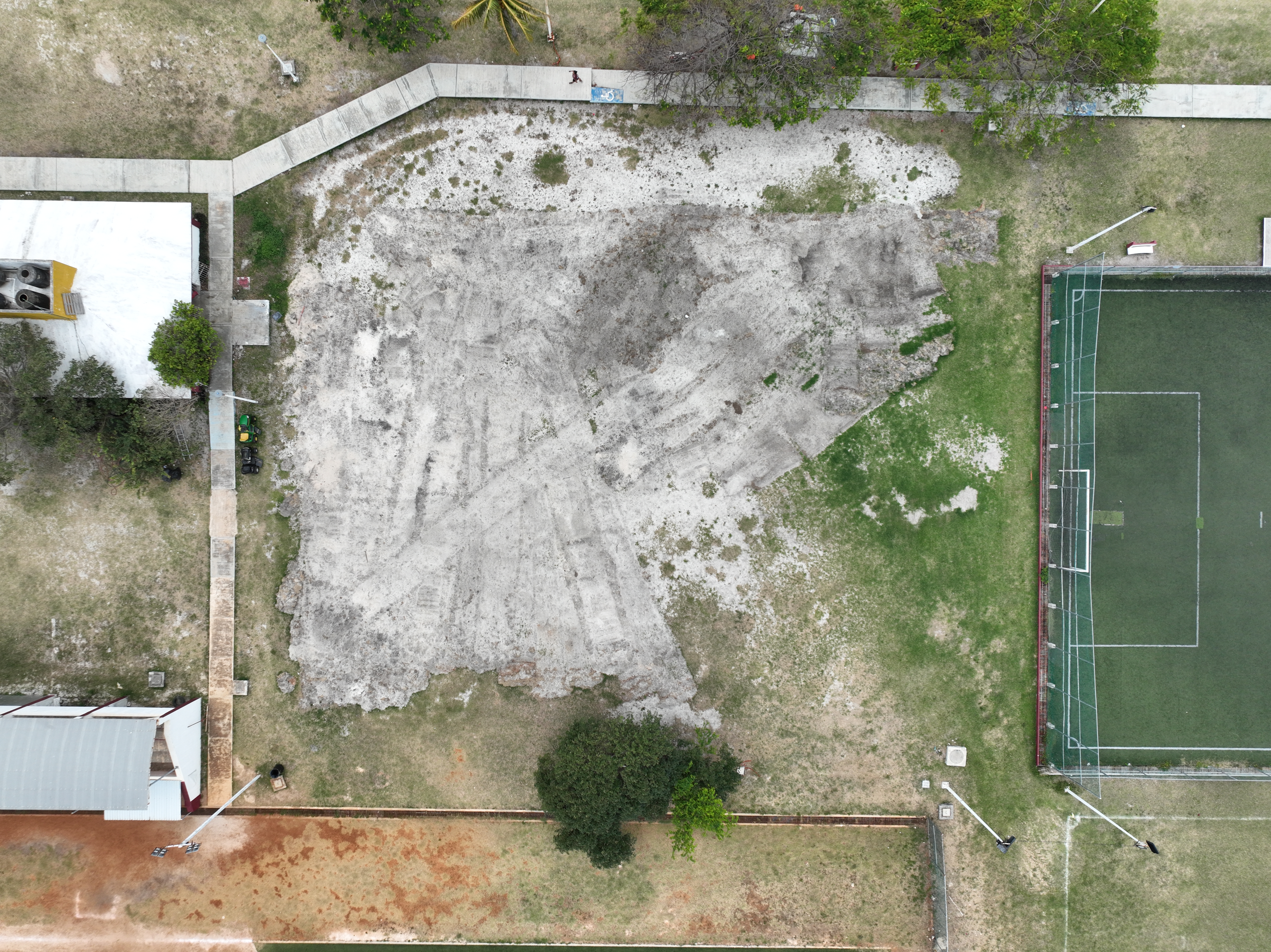 CONSTRUCCIÓN DE CANCHA DE FÚTBOL 5 EN LA CANCHA FÚTBOL CEDAR CANCHA 1 EN CARMEN