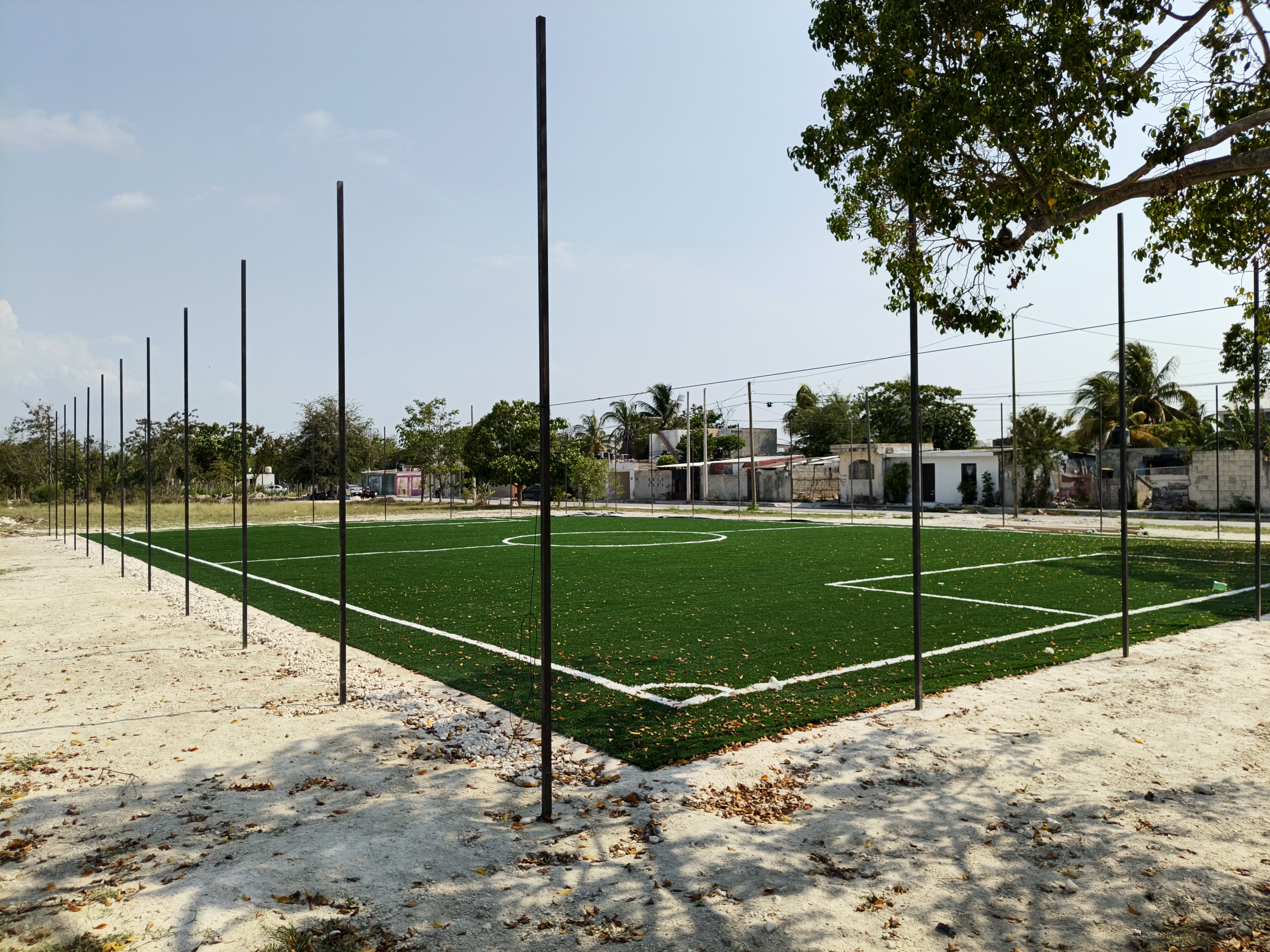 CONSTRUCCIÓN DE CANCHA DE FÚTBOL 5 EN LA CANCHA DEPORTIVA SIGLO XXI EN CAMPECHE