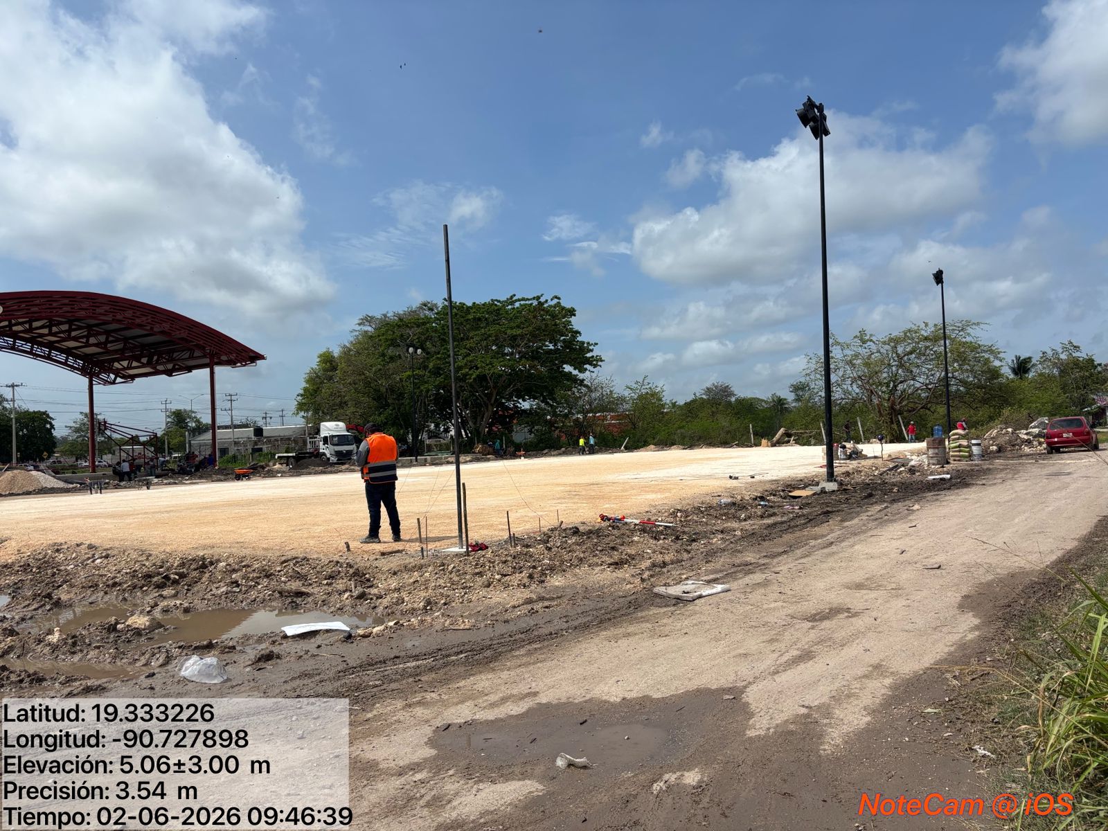 CONSTRUCCIÓN DE CANCHA DE FÚTBOL 7 EN LA CANCHA DE FÚTBOL CLAUDETH SARRICOLEA CASTILLEJO EN CHAMPOTÓN