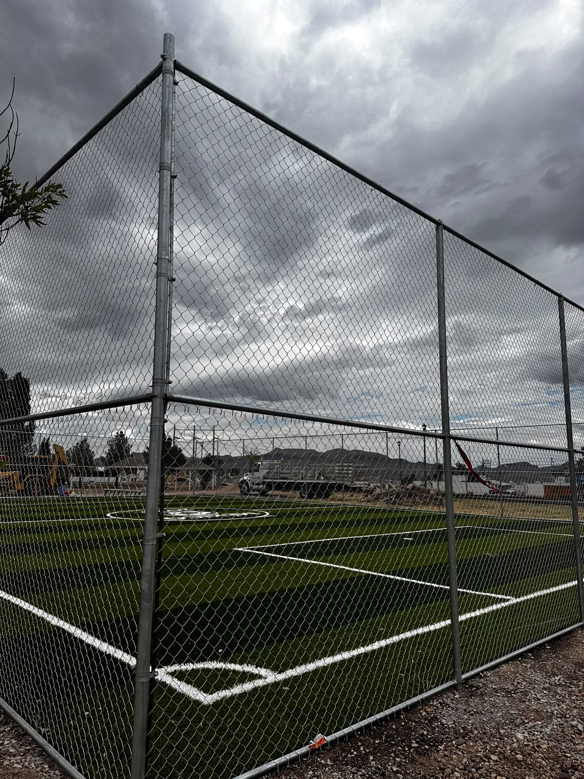 CONSTRUCCIÓN DE CANCHA DE FÚTBOL 5 EN DEPORTIVA JOSÉ PISTOLAS MENESES 5X5 1 EN CHIHUAHUA