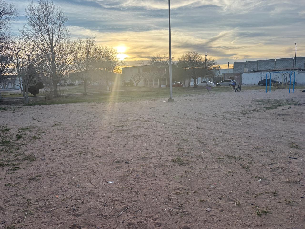 CONSTRUCCIÓN DE CANCHA DE FÚTBOL 5 EN HORIZONTES DEL SUR 1 EN JUÁREZ