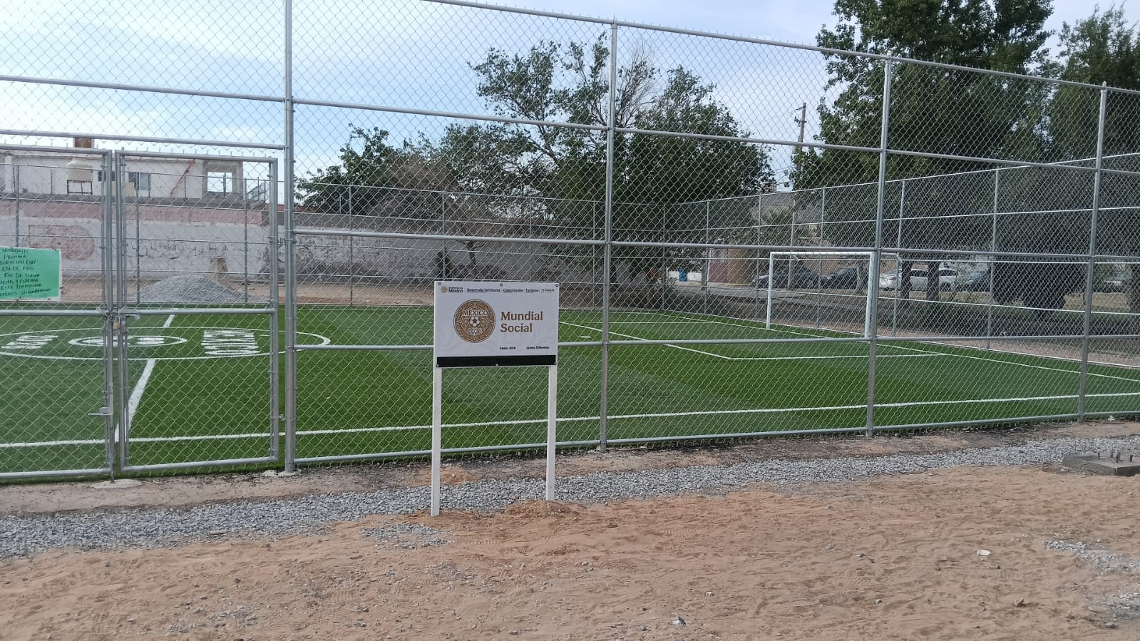 CONSTRUCCIÓN DE CANCHA DE FÚTBOL 5 EN HORIZONTES DEL SUR 1 EN JUÁREZ