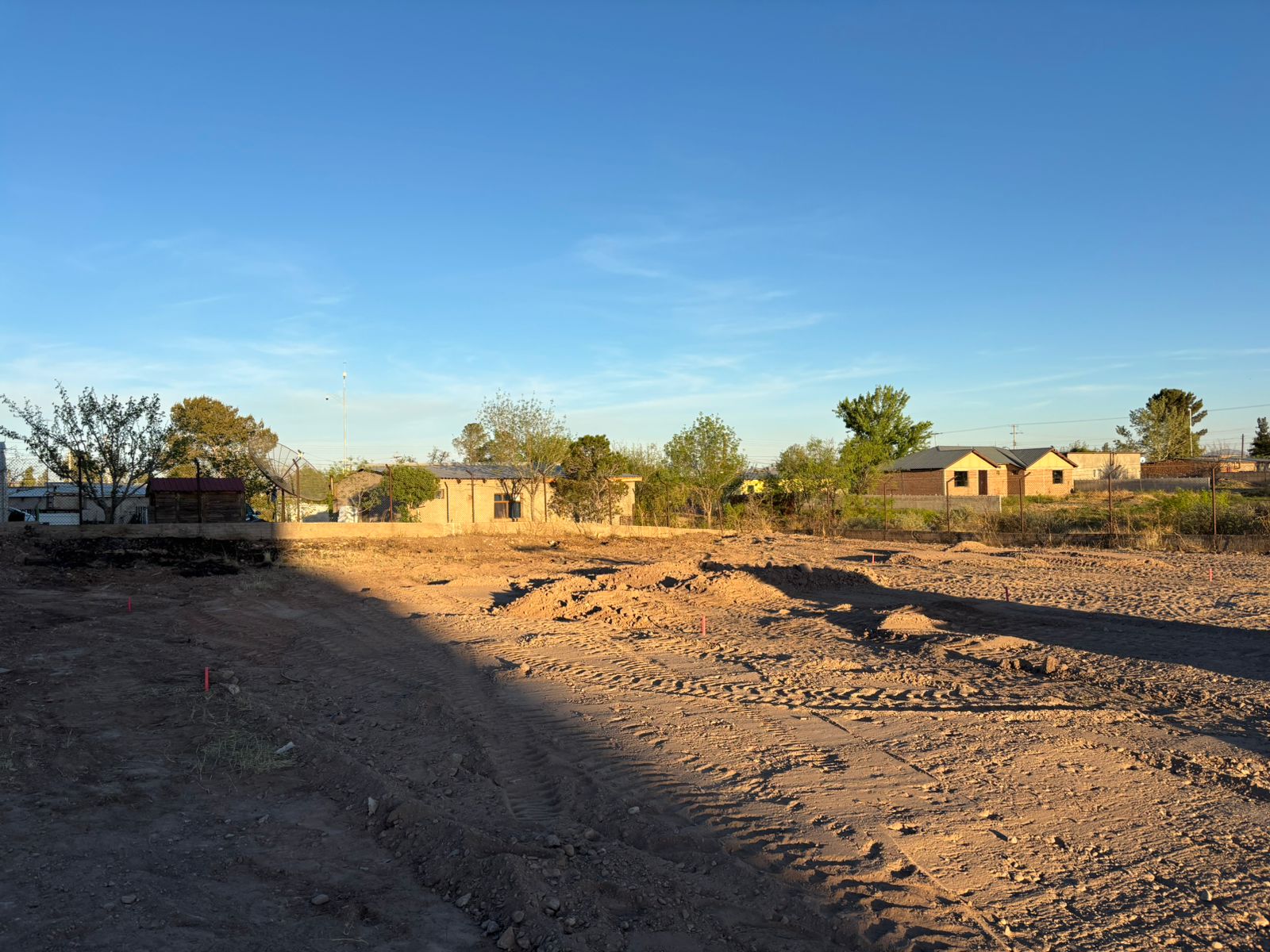 CONSTRUCCIÓN DE CANCHA DE FÚTBOL 5 EN COLONIA LINDAVISTA EN CASAS GRANDES