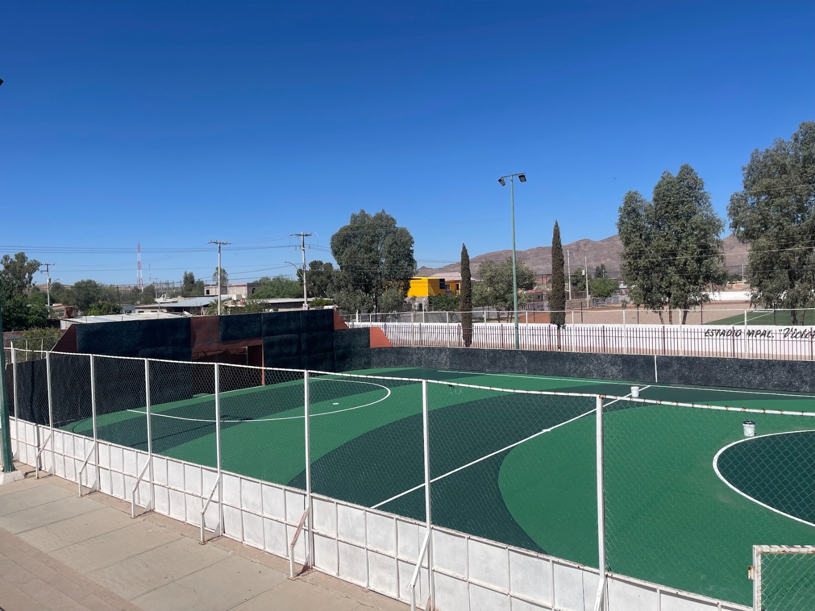 REHABILITACIÓN DE CANCHA DE FÚTBOL 5 EN PARQUE DEPORTIVA LA AMISTAD EN ALDAMA