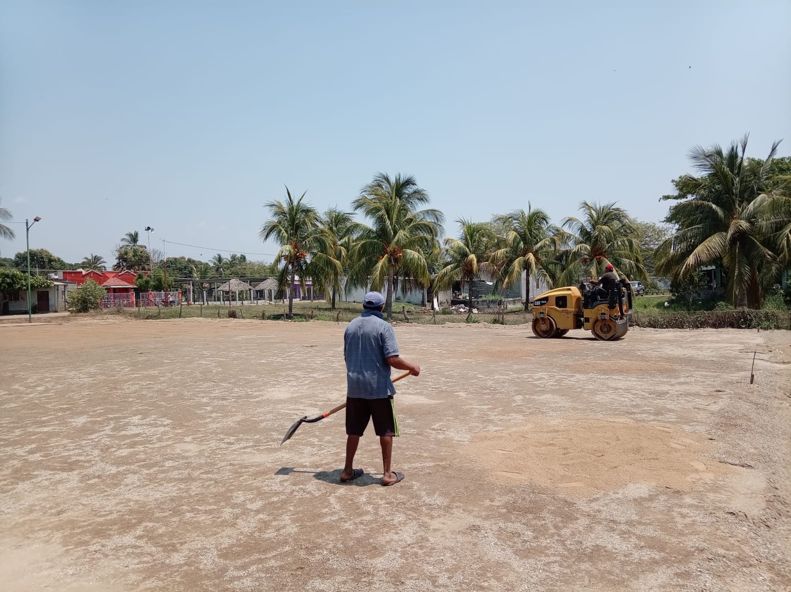 CONSTRUCCIÓN DE CANCHA DE FÚTBOL 5 EN EL PARQUE CENTRAL LA AMISTAD EN TONALÁ