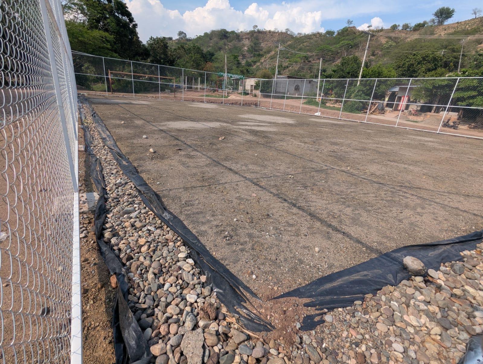 CONSTRUCCIÓN DE CANCHA DE FÚTBOL 5 EN EL CAMPO SANTA ISABEL EN ACALA