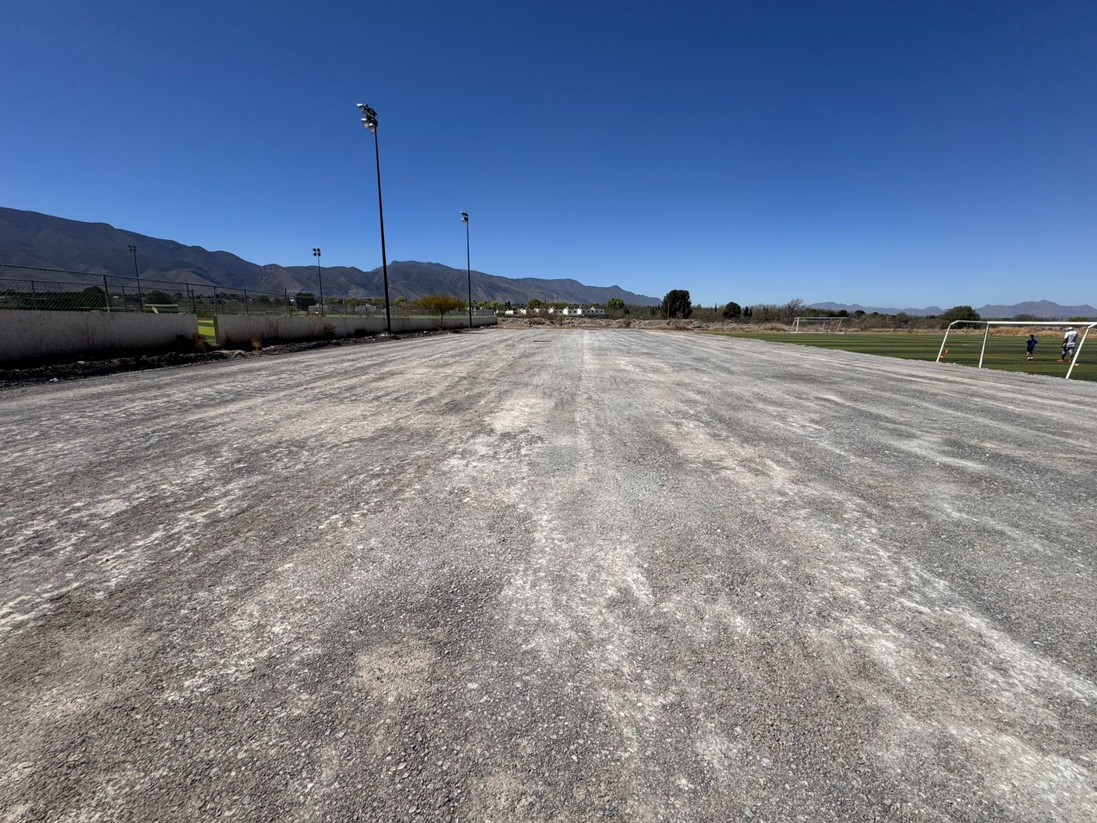 CONSTRUCCIÓN DE CANCHA FÚTBOL 5 EN UNIDAD DEPORTIVA LA PARCELA CANCHA 3 EN ARTEAGA