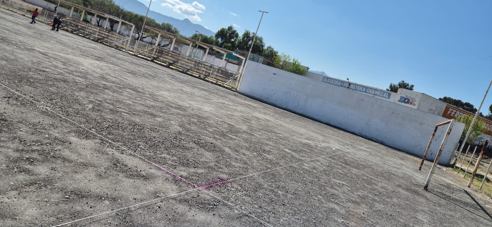 CONSTRUCCIÓN DE CANCHA FÚTBOL 5 EN UNIDAD DEPORTIVA OSCAR FLORES TAPIA LA MAQUINITA EN SALTILLO 2