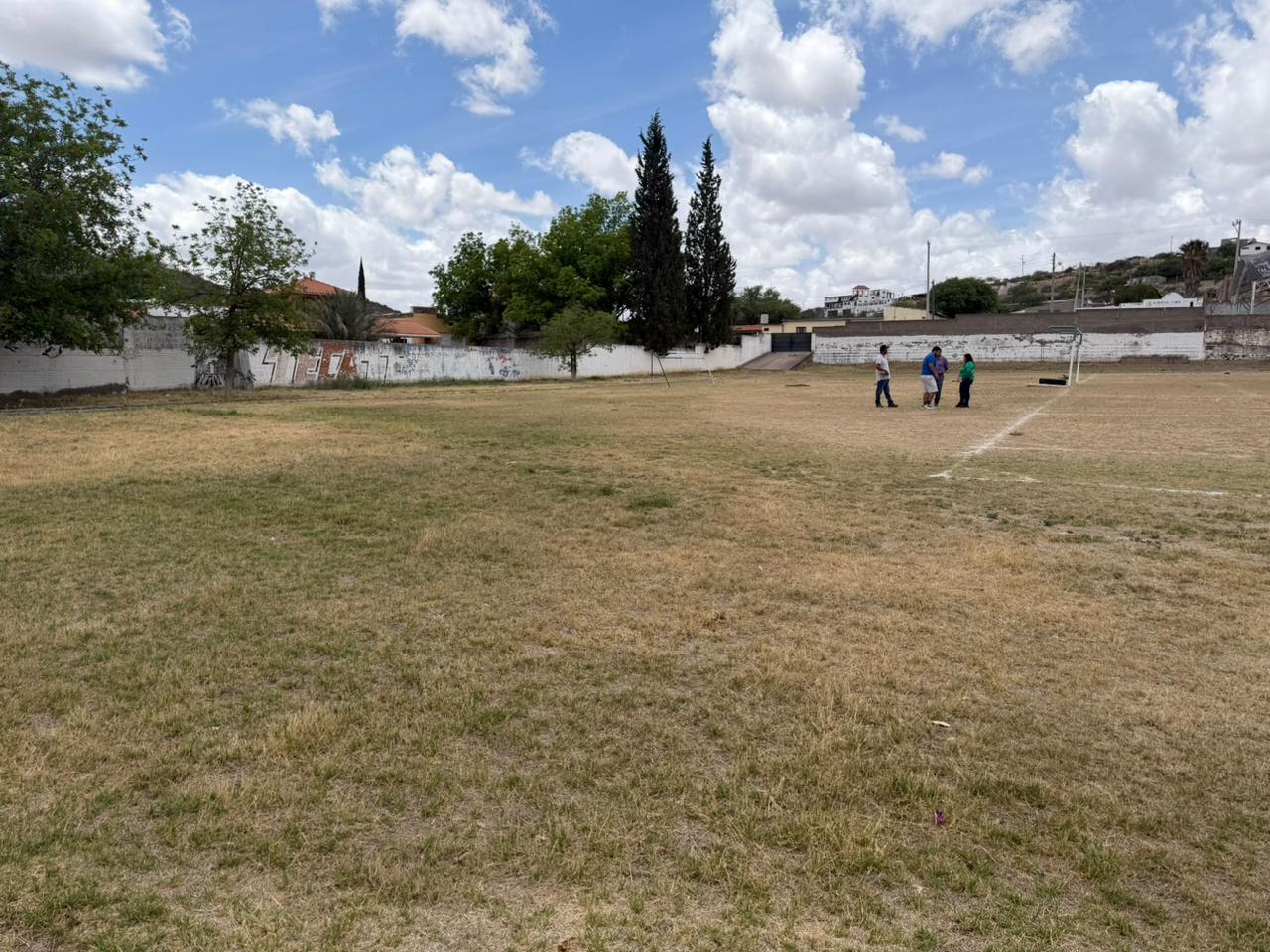 CONSTRUCCIÓN DE CANCHA DE FÚTBOL 5 EN DEPORTIVA ALAMEDA EN EL ORO
