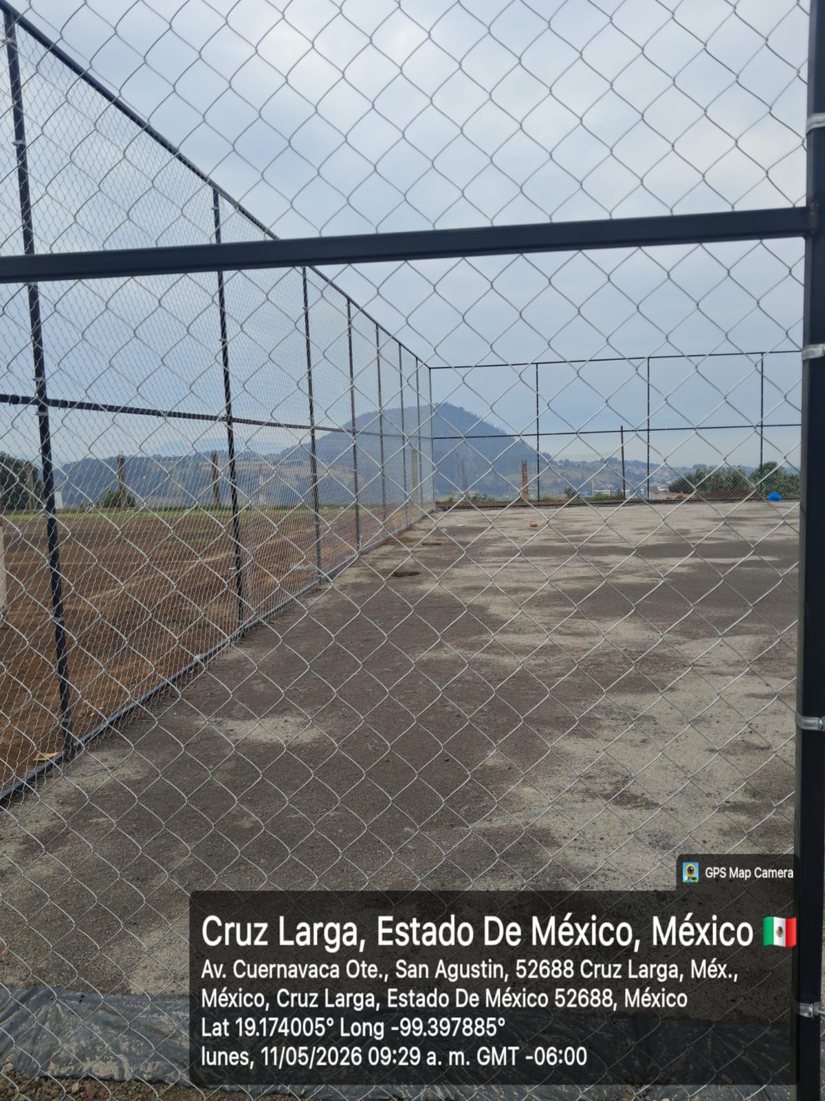 CONSTRUCCIÓN DE CANCHA FÚTBOL 5 EN CRUZ LARGA EN XALATLACO