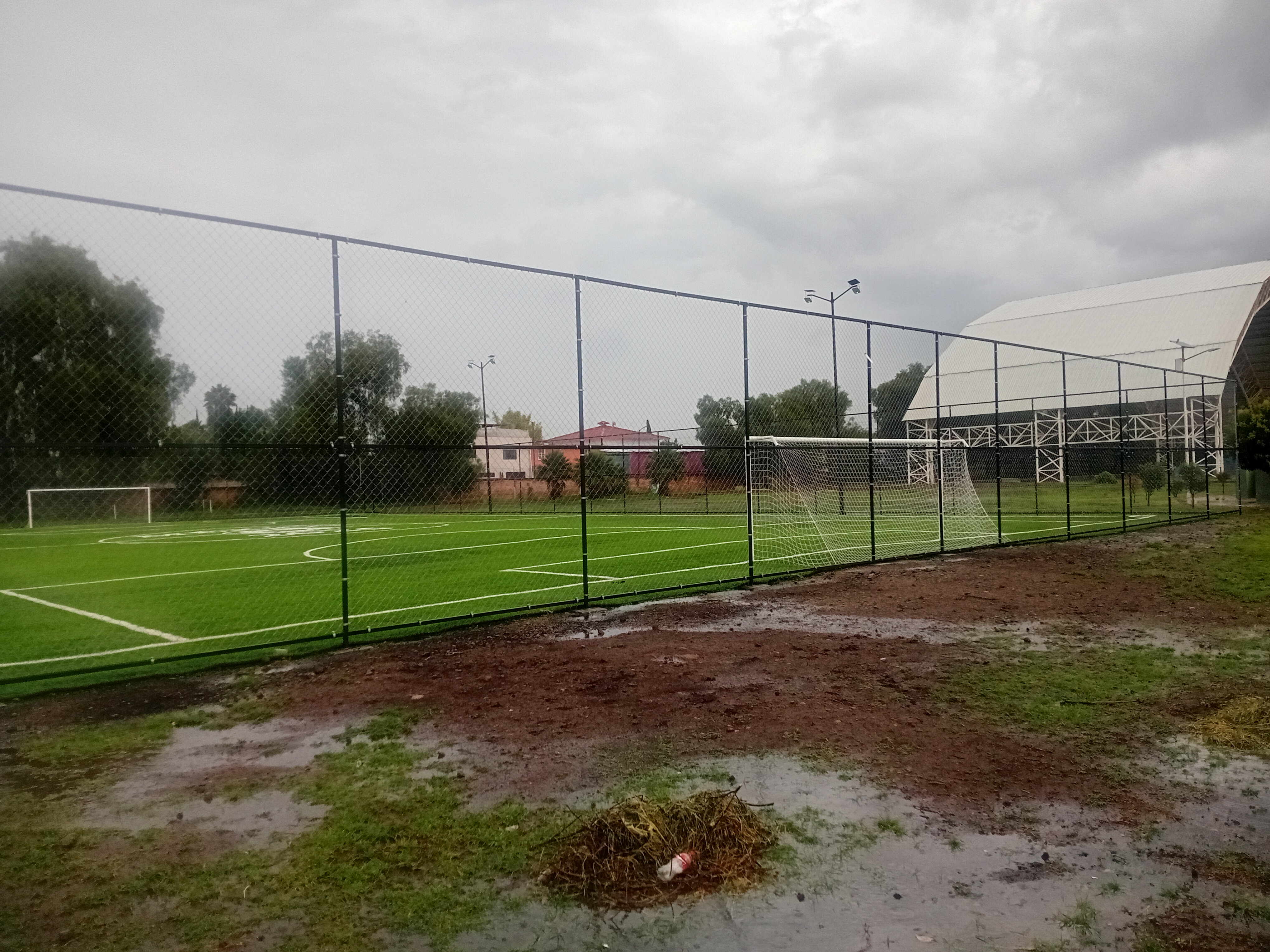 CONSTRUCCIÓN DE CANCHA FÚTBOL 7 EN UNIDAD DEPORTIVA ACOLMAN MARIO VÁZQUEZ RAÑA EN ACOLMAN
