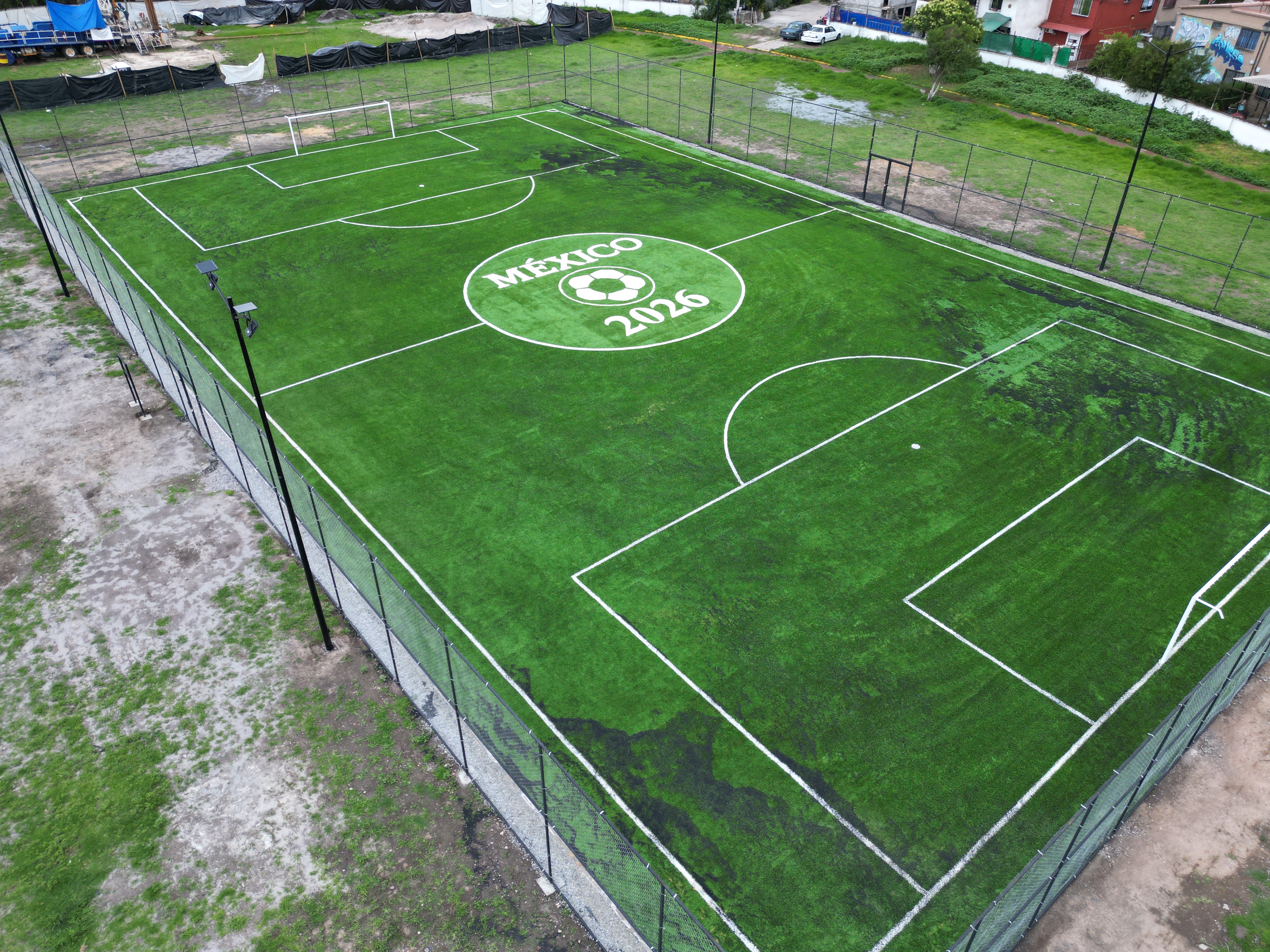 CONSTRUCCIÓN DE CANCHA FÚTBOL 7 EN RELOJ SOLAR EN CUAUTITLÁN MÉXICO
