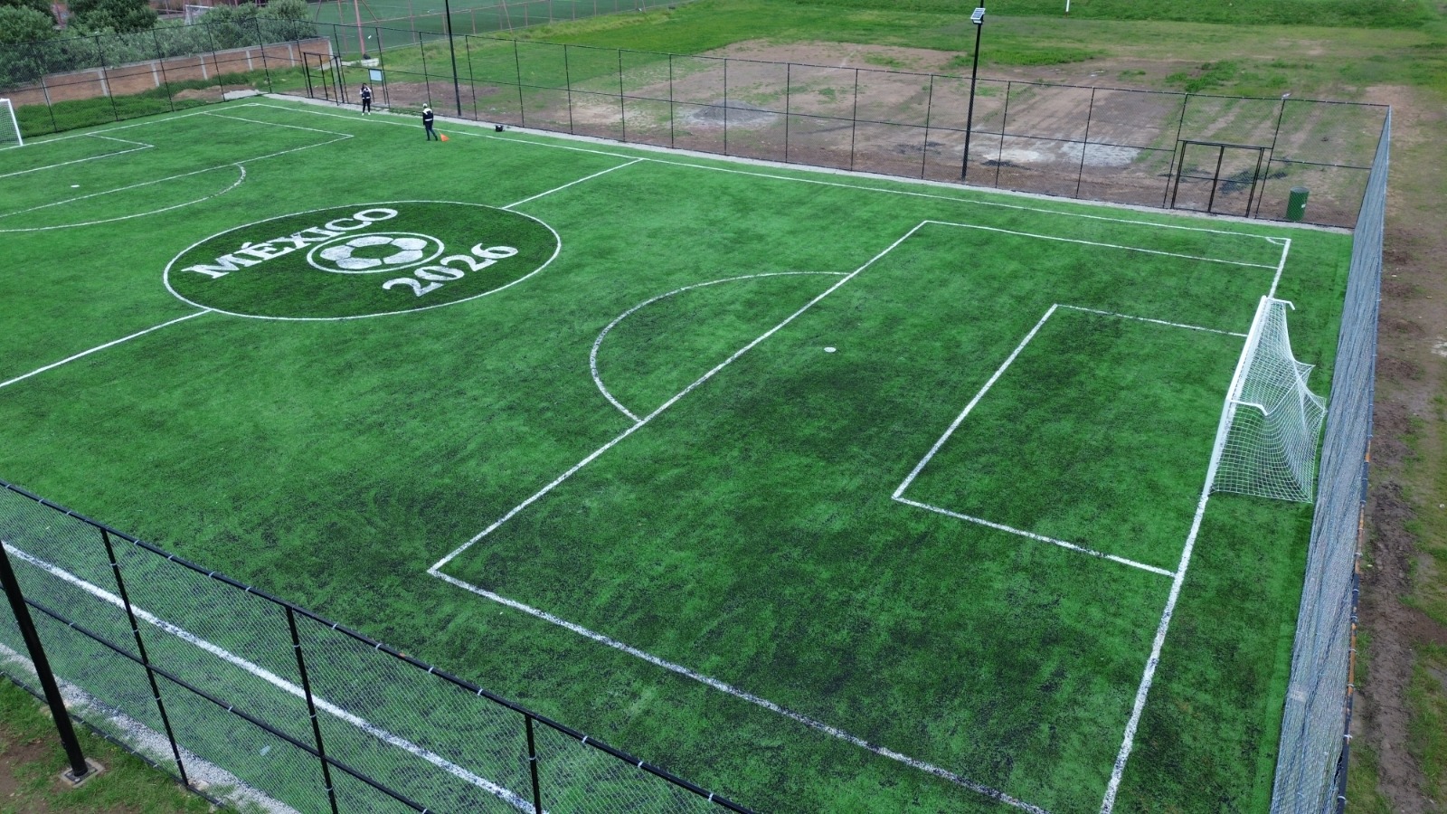 CONSTRUCCIÓN DE CANCHA FÚTBOL 7 EN UNIDAD DEPORTIVA JOCOTITLÁN