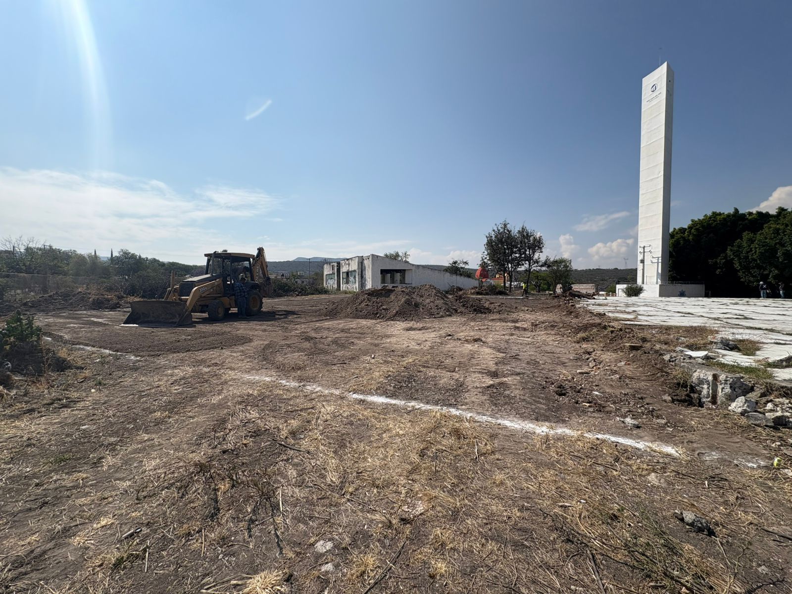 CONSTRUCCIÓN DE CANCHA DE FÚTBOL 5 EN CAM EX HACIENDA CERRO GORDO 1 EN SAN JUAN DEL RÍO