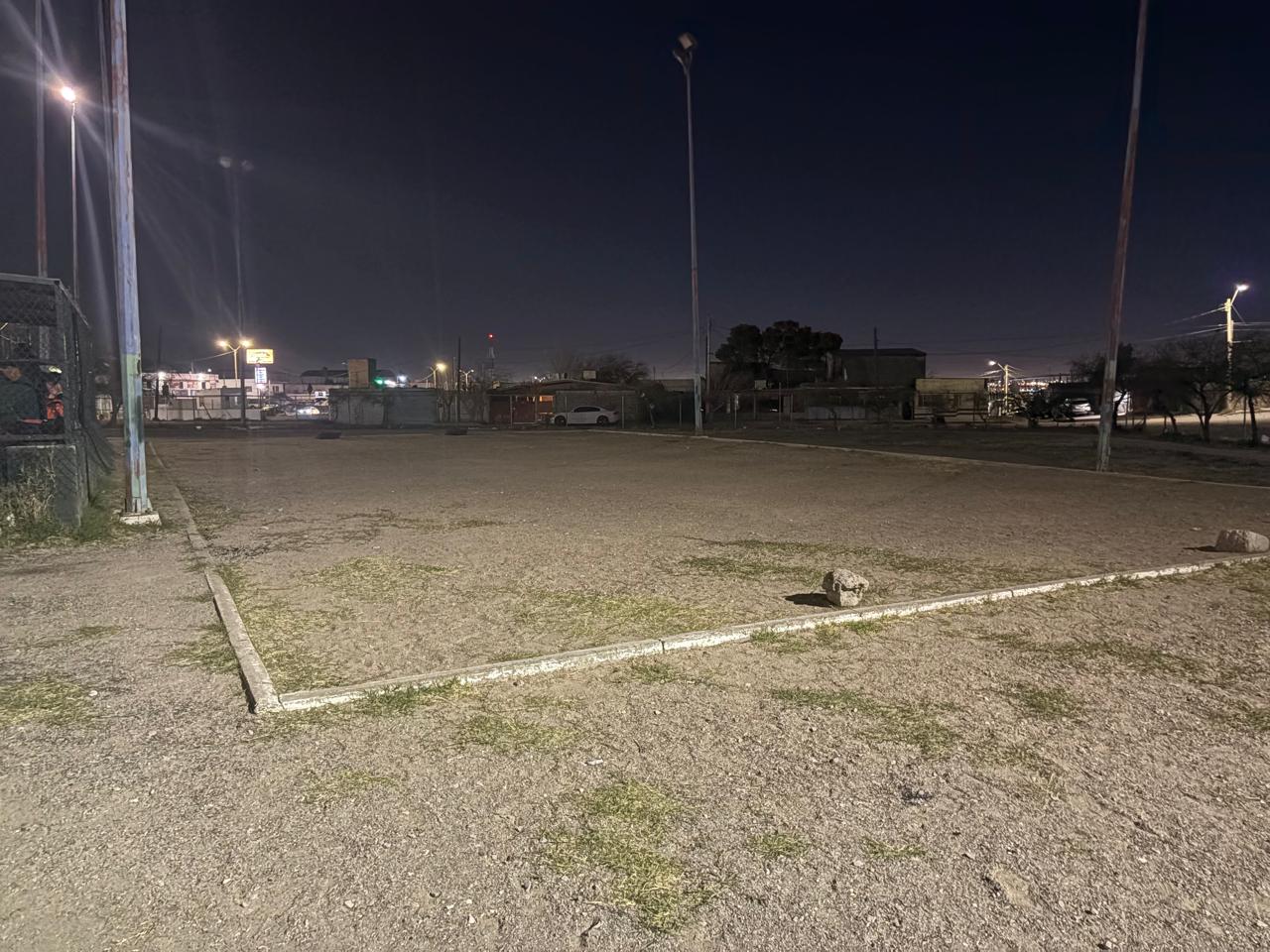 CONSTRUCCIÓN DE CANCHA DE FÚTBOL 5 EN UNIDAD DEPORTIVA SIGLO XXI EN JUÁREZ
