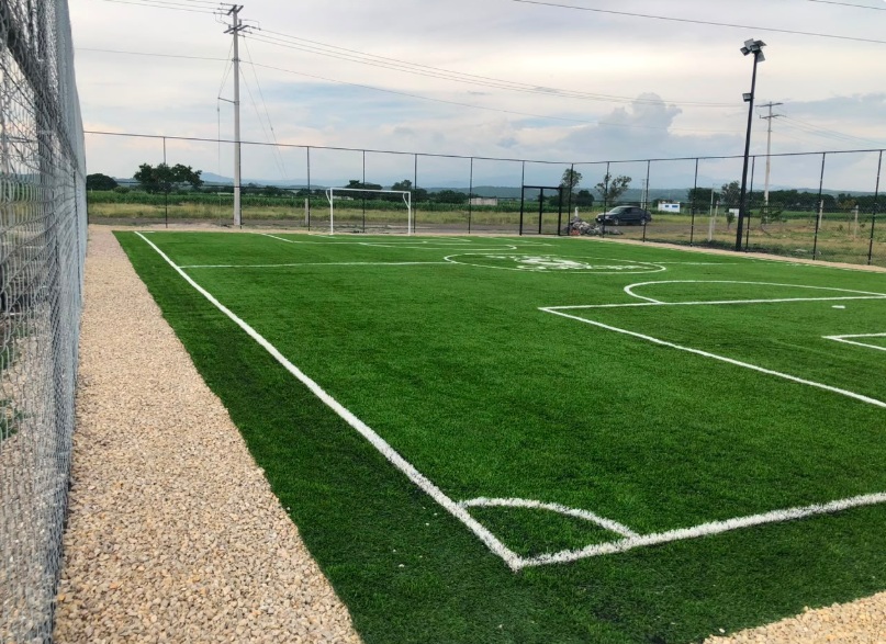 CONSTRUCCIÓN DE CANCHA FÚTBOL 5 EN MIXTLALCINGO EN YECAPIXTLA