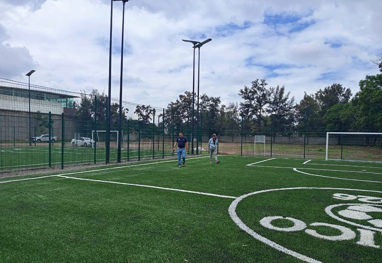 CONSTRUCCIÓN DE CANCHA DE FÚTBOL 5 EN UNIDAD DEPORTIVA NORTE 2 EN IRAPUATO
