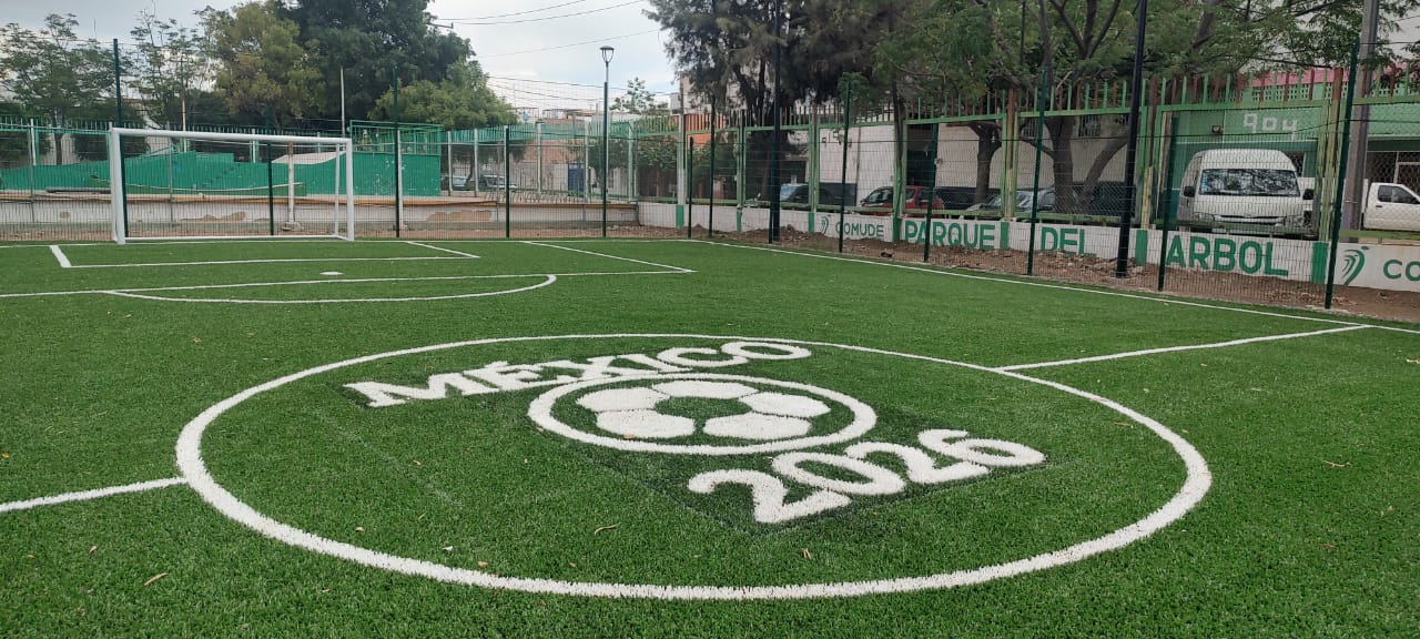 CONSTRUCCIÓN DE CANCHA DE FÚTBOL 5 EN UNIDAD DEPORTIVA PARQUE DEL ÁRBOL