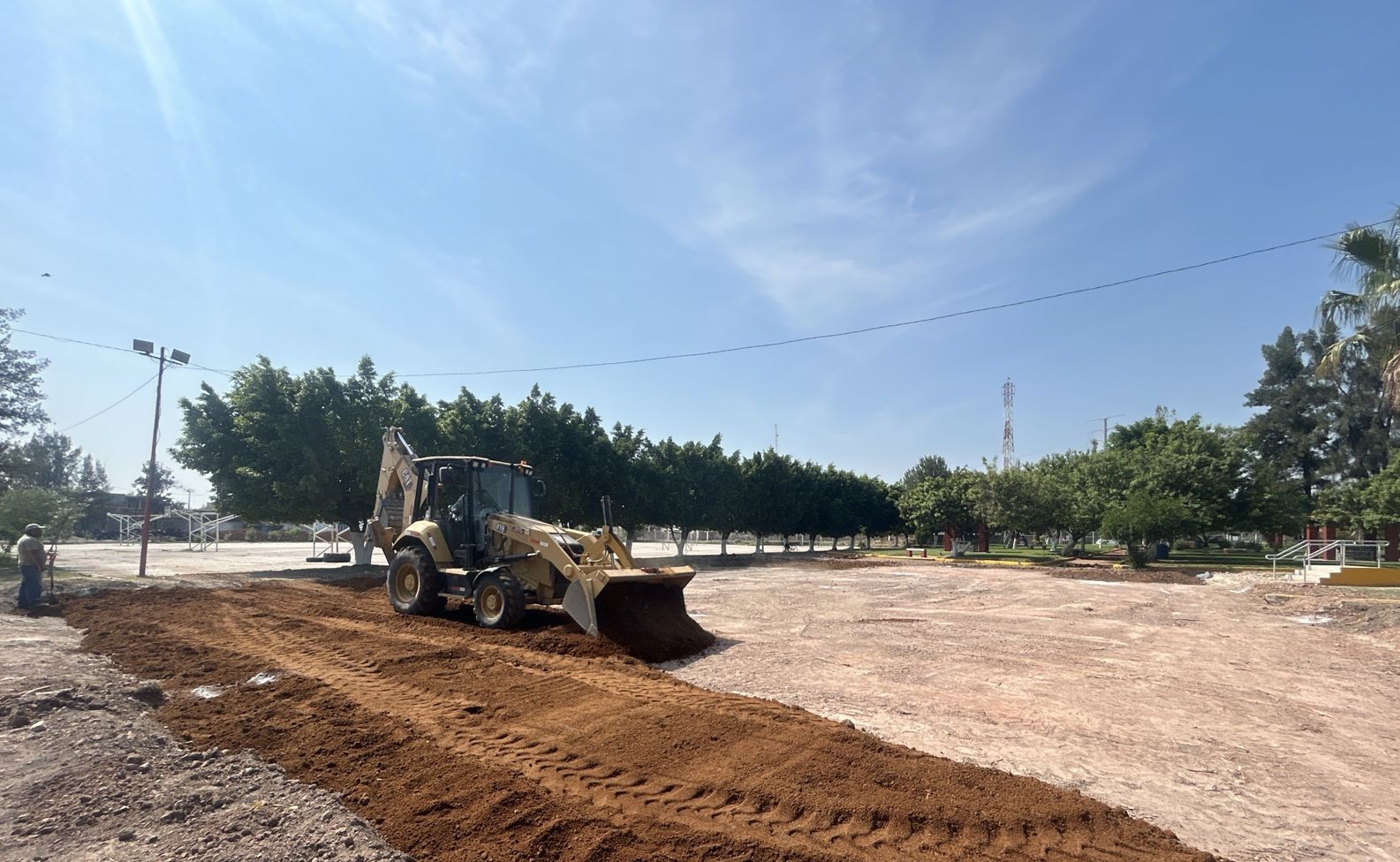 CONSTRUCCIÓN DE CANCHA DE FÚTBOL 5 EN UNIDAD DEPORTIVA ORIENTE EN VILLAGRÁN