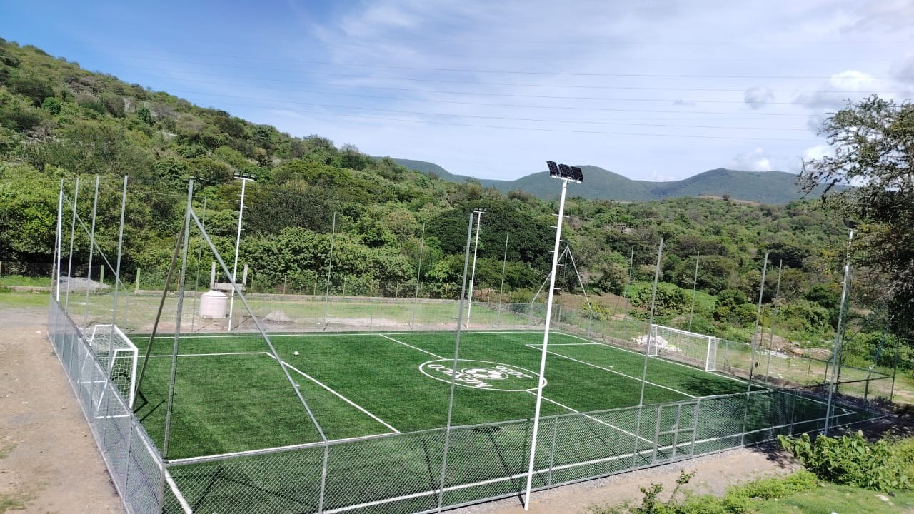 CONSTRUCCIÓN DE CANCHA FÚTBOL 5 EN UNIDAD DEPORTIVA ACAMIXTLA EN TAXCO DE ALARCÓN