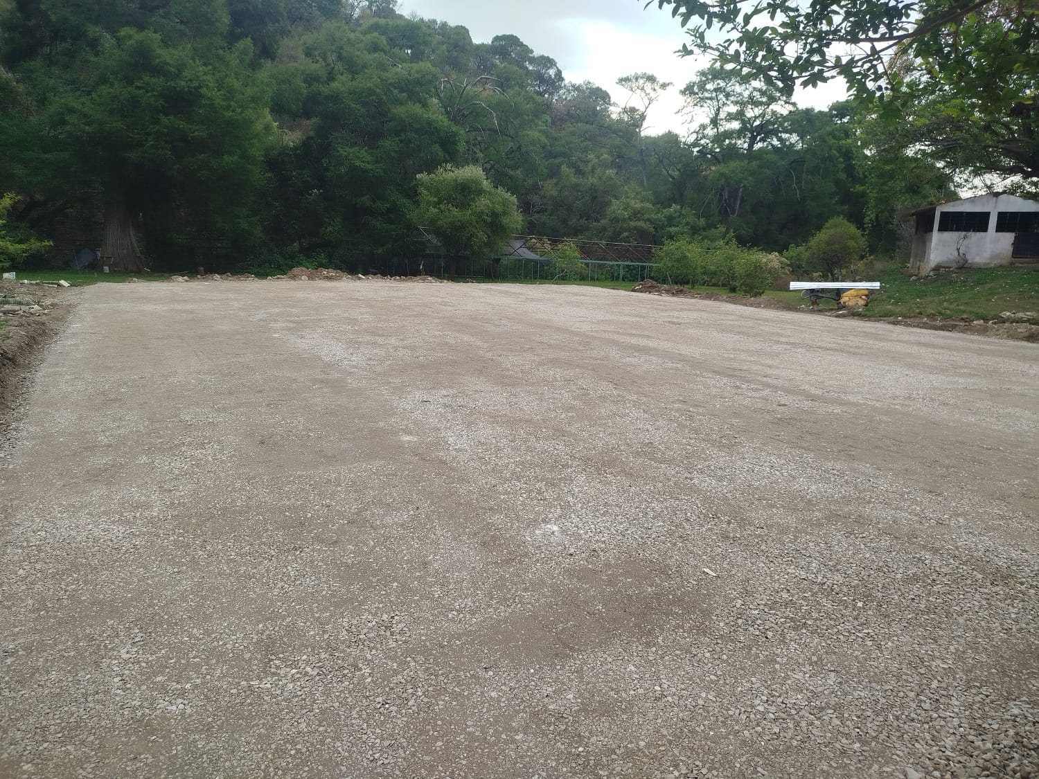 CONSTRUCCIÓN DE CANCHA FÚTBOL 5 EN OJO DE AGUA EN IXCATEOPAN