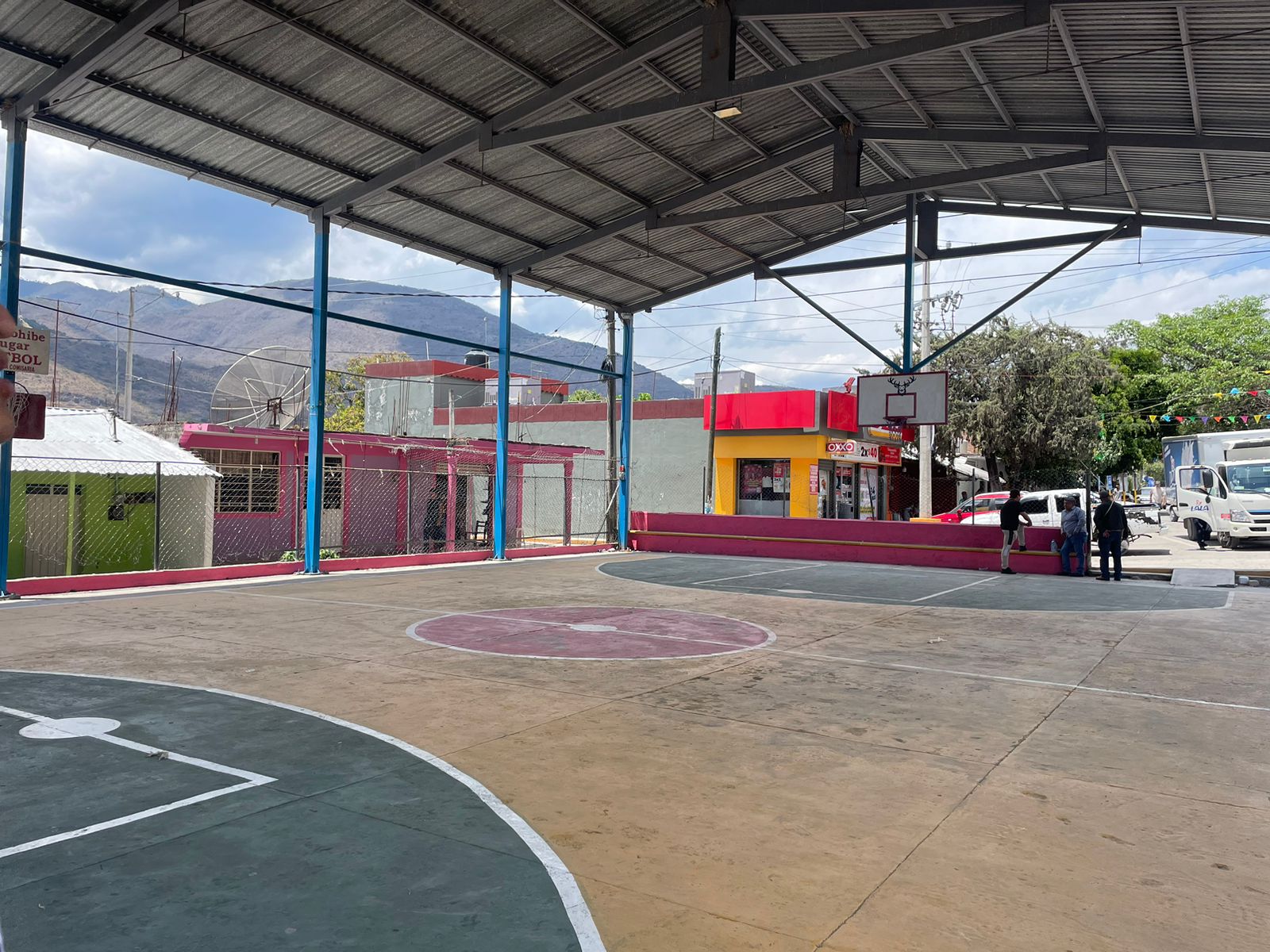 REHABILITACIÓN DE MULTICANCHA EN LOC MAZATLÁN EN CHILPANCINGO DE LOS BRAVO