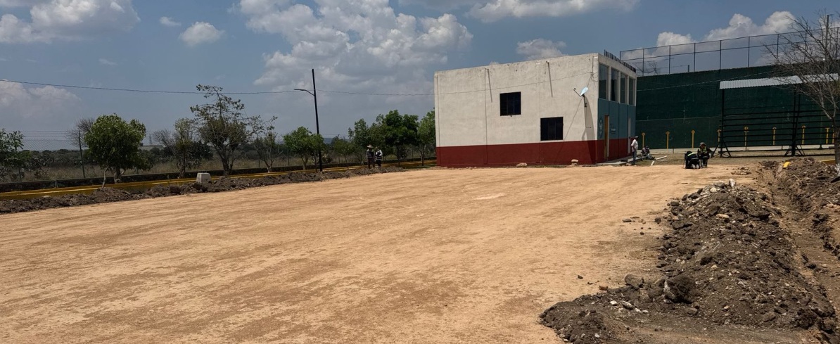 CONSTRUCCIÓN DE CANCHA FÚTBOL 5 EN UNIDAD DEPORTIVA HUICHAPAN EN HUICHAPAN