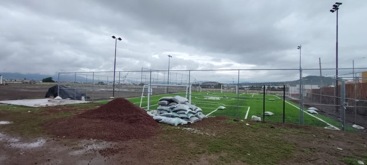 CONSTRUCCIÓN DE CANCHA FÚTBOL 5 EN CIUDAD SAHAGÚN EN TEPEAPULCO