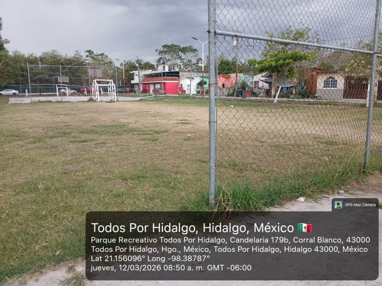 CONSTRUCCIÓN DE CANCHA FÚTBOL 5 EN CORRAL BLANCO EN HUEJUTLA