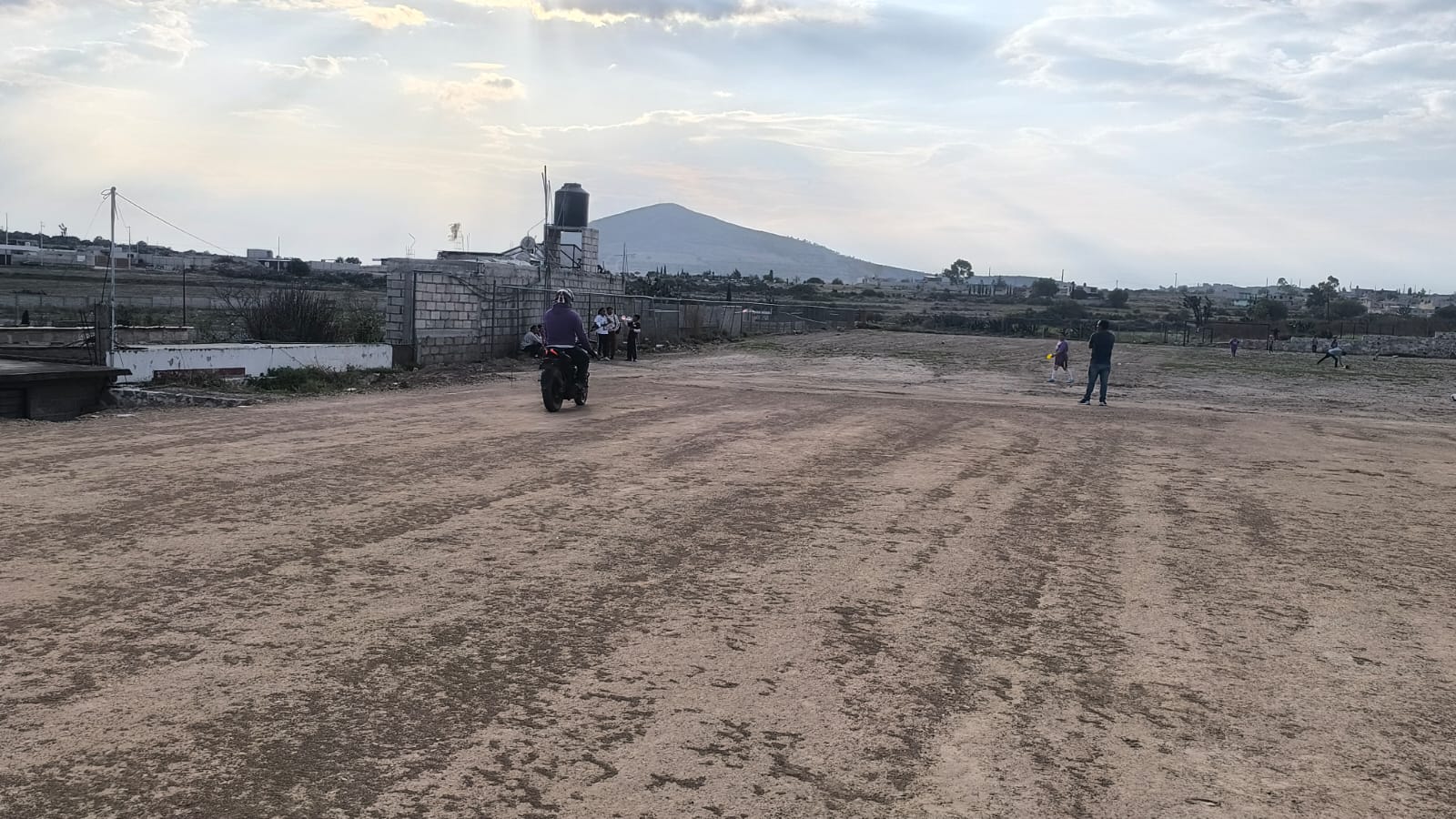 CONSTRUCCIÓN DE CANCHA FÚTBOL 5 EN BENITO JUÁREZ EN MINERAL DEL CHICO