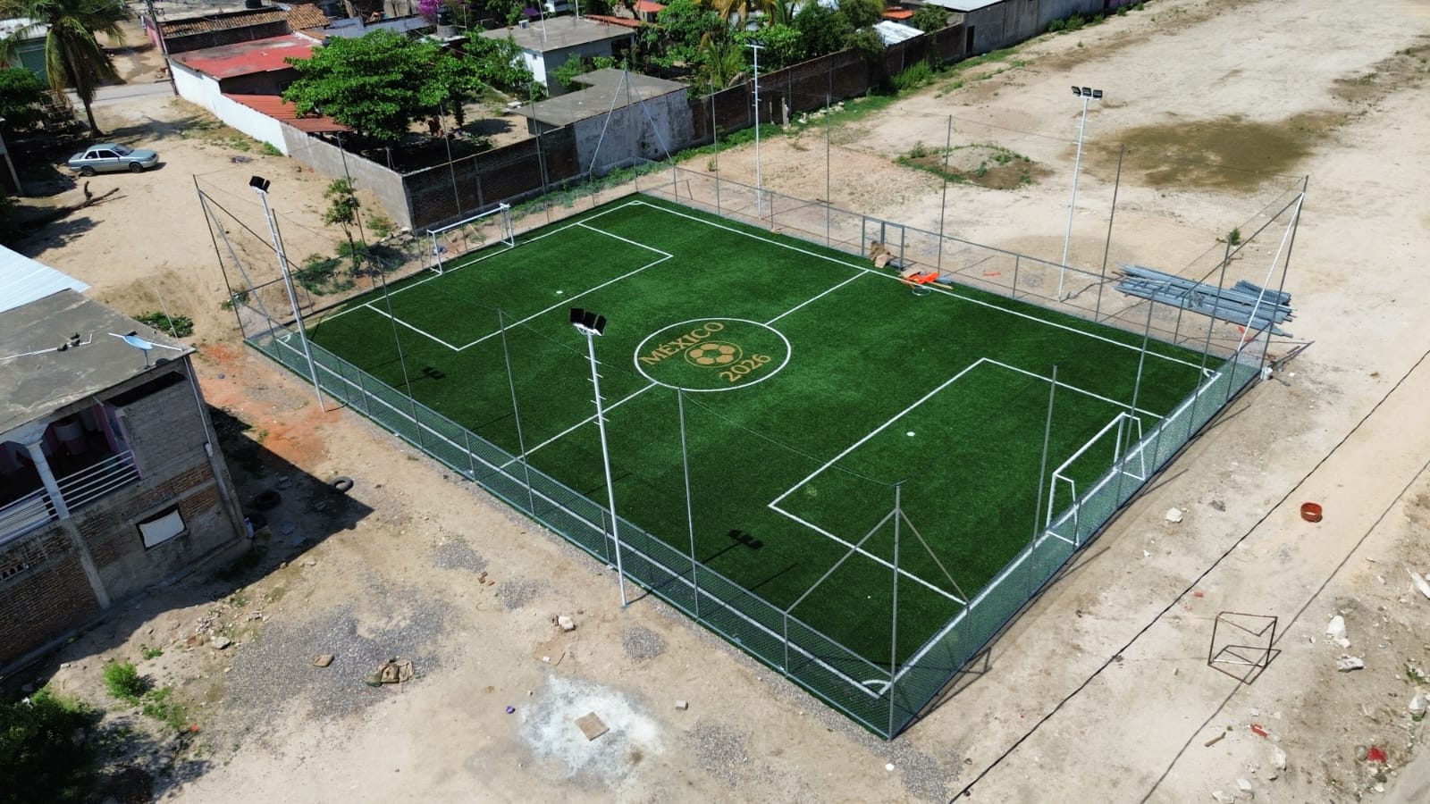 CONSTRUCCIÓN DE CANCHA FÚTBOL 5 EN EXPO FERIA CRUZ GRANDE EN FLORENCIO VILLARREAL 1