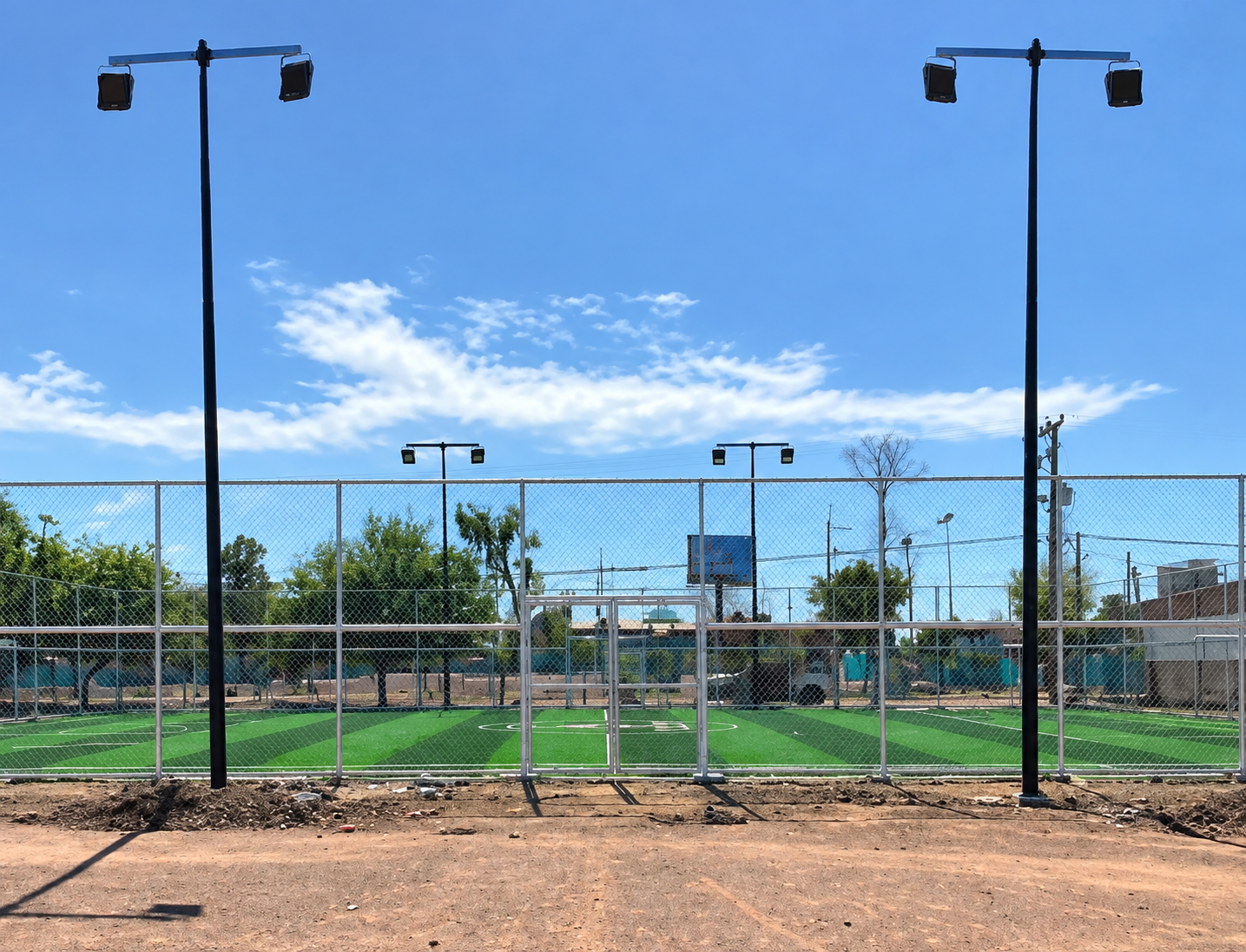 CONSTRUCCIÓN DE CANCHA FÚTBOL 5 EN UNIDAD DEPORTIVA 18 DE MARZO EN MEXICALI