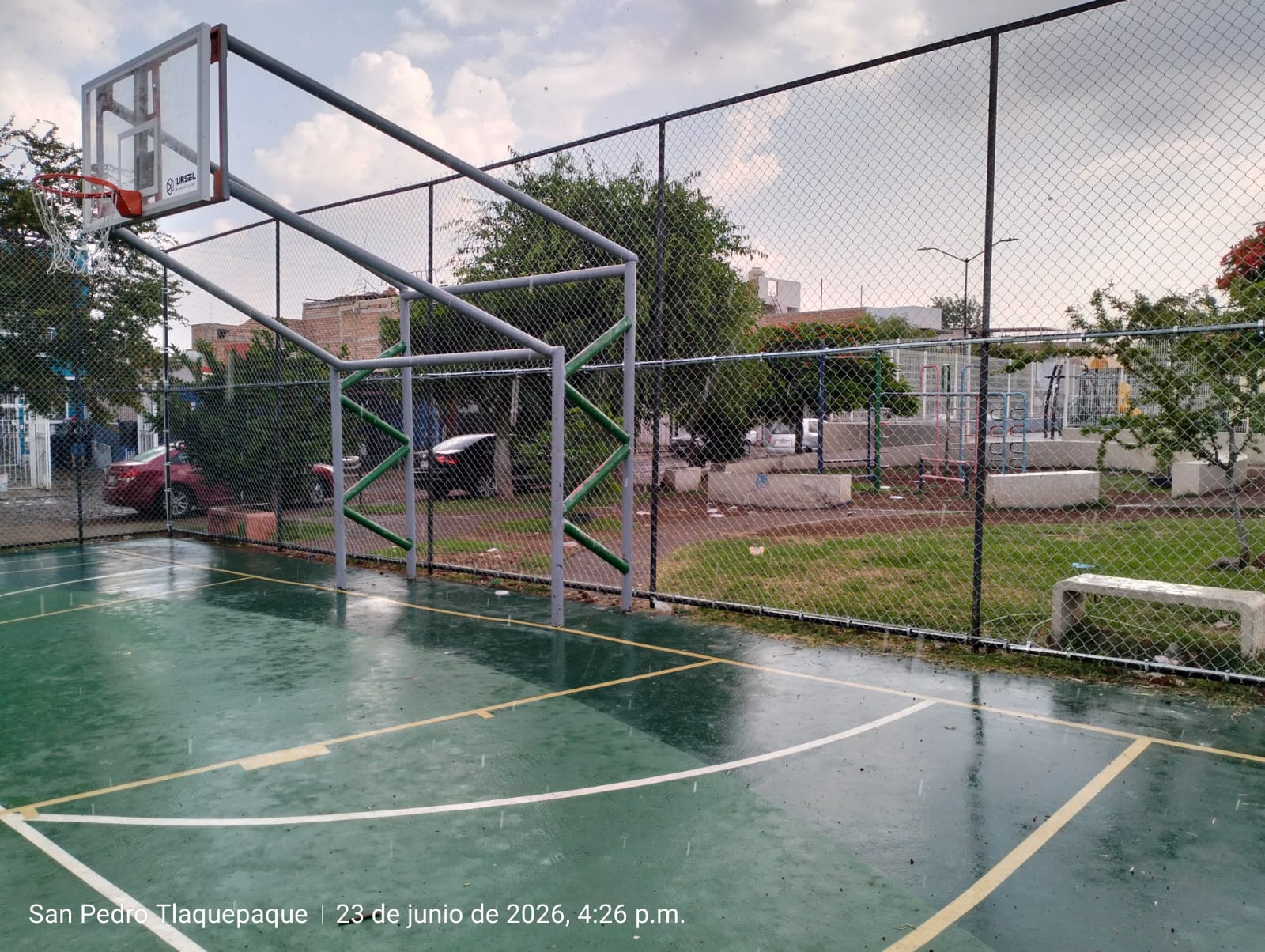 REHABILITACIÓN DE MULTICANCHA PISTACHE EN SAN PEDRO TLAQUEPAQUE