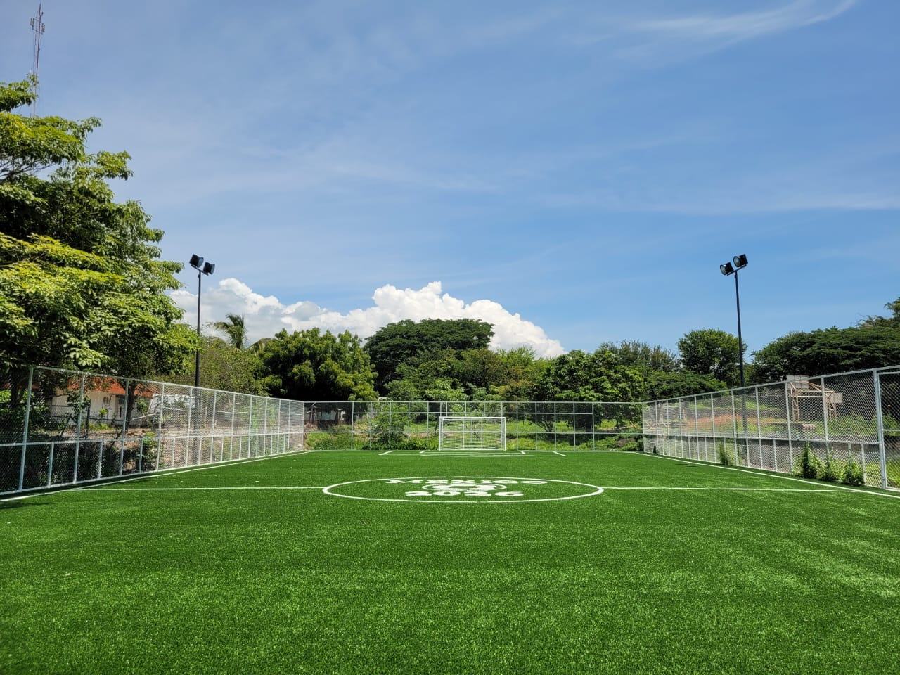 CONSTRUCCIÓN DE CANCHA FÚTBOL 5 EN UNIDAD DEPORTIVA FRANCISCO VIZCAÍNO FERNÁNDEZ EN CUAUHTÉMOC