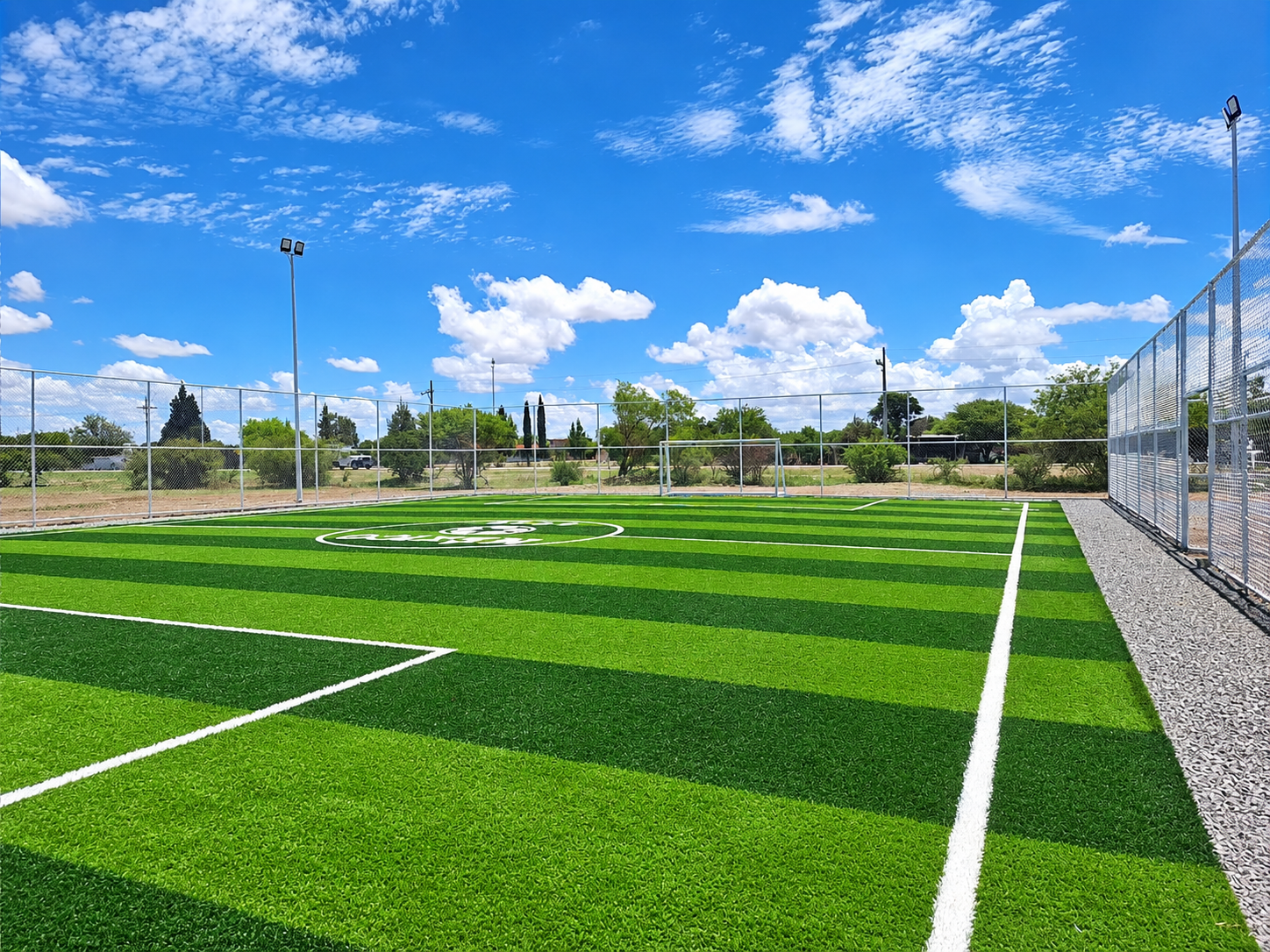 CONSTRUCCIÓN DE CANCHA DE FÚTBOL 5 EN JOSÉ MARÍA PINO SUÁREZ EN GUADALUPE VICTORIA